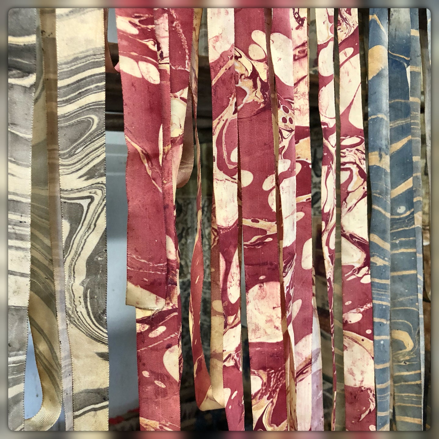 Marbled Ribbons