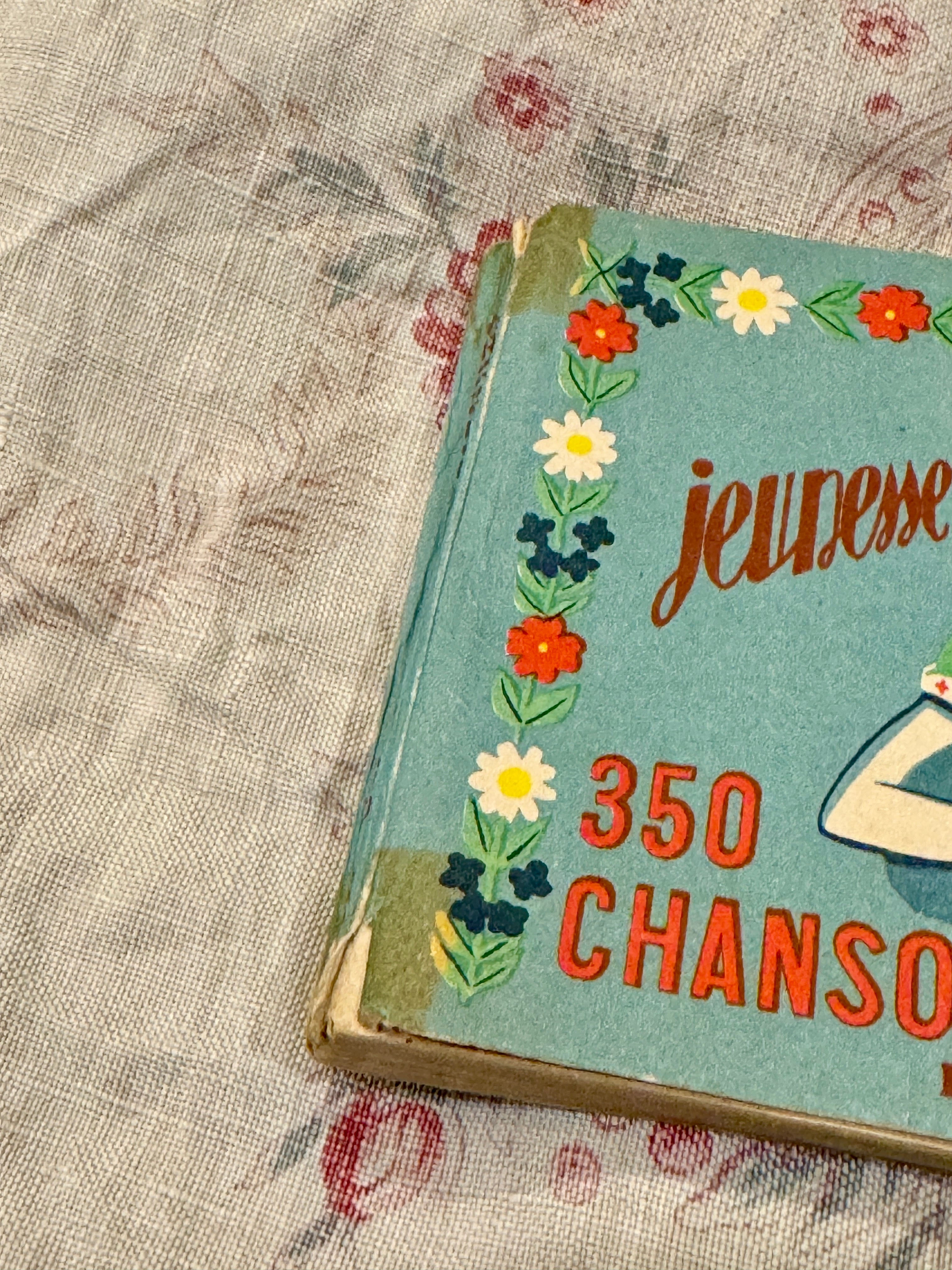 Antique French Songbook - Jeunesse Qui Chante 350 Chansons Anciennes