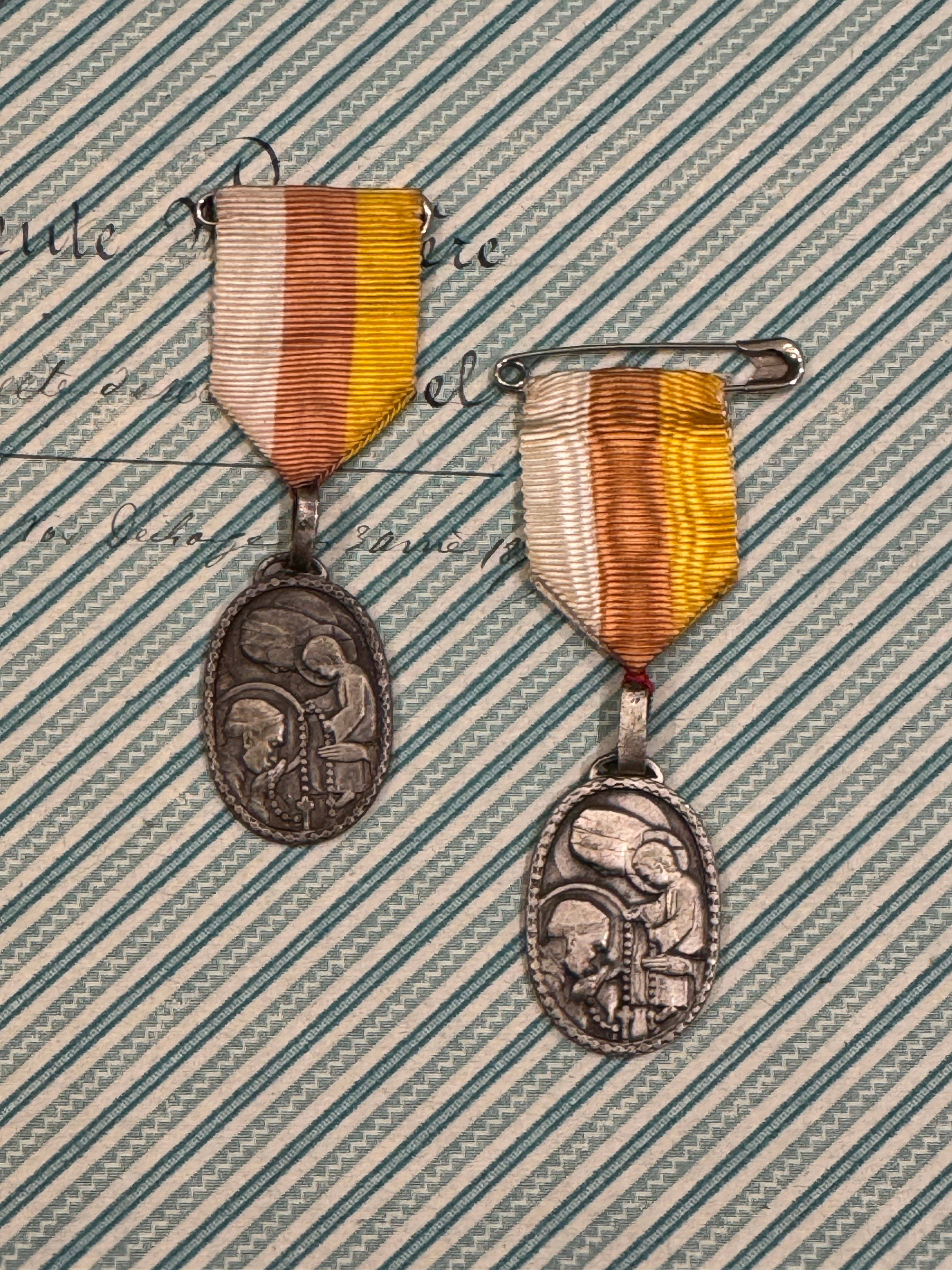 Antique French Pilgrimage of the Rosary Medal