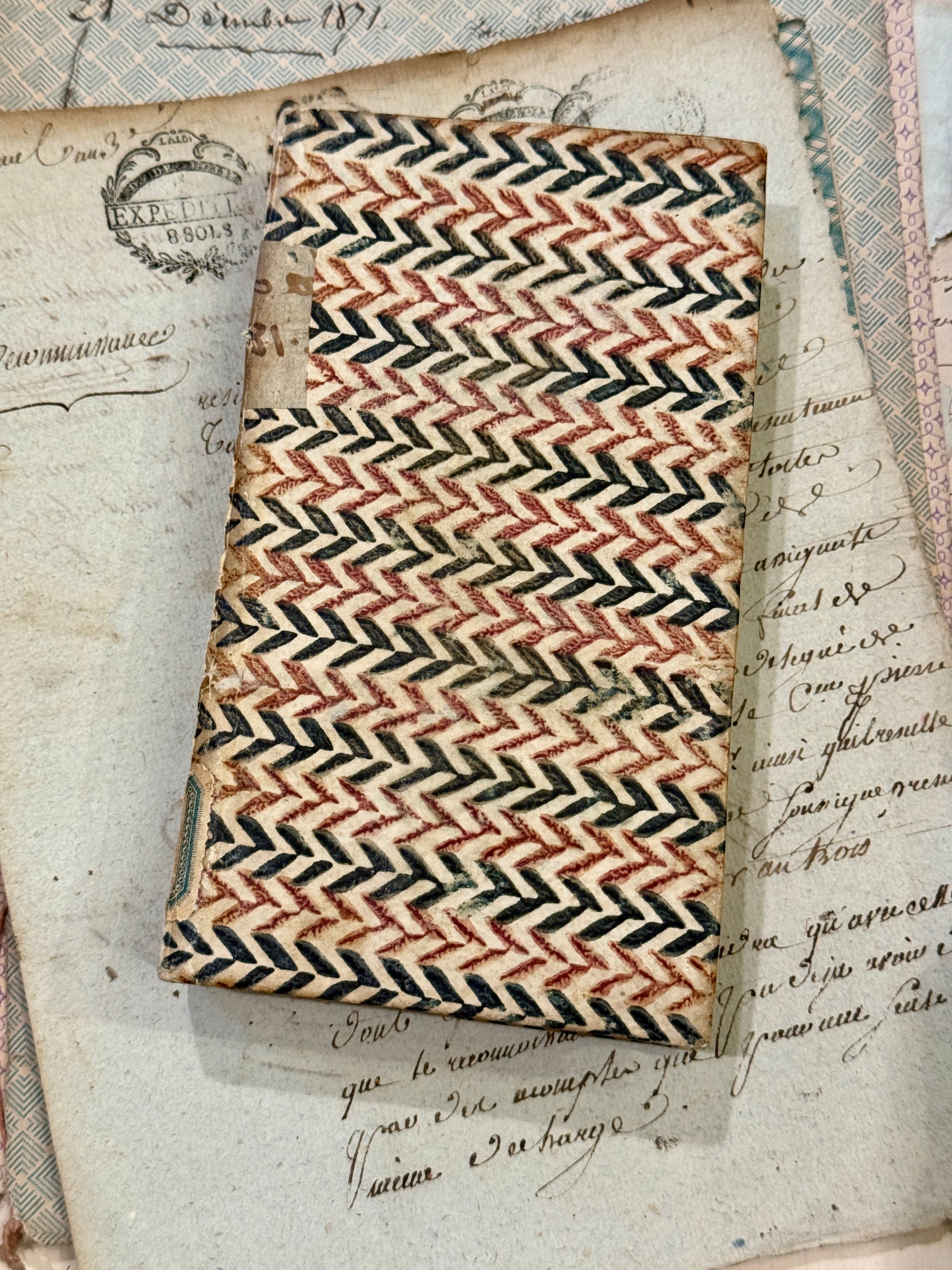 アンティーク雑貨 Old French Books 1830. A Set of 12 Decorative 19th Antique French Books with 18th C