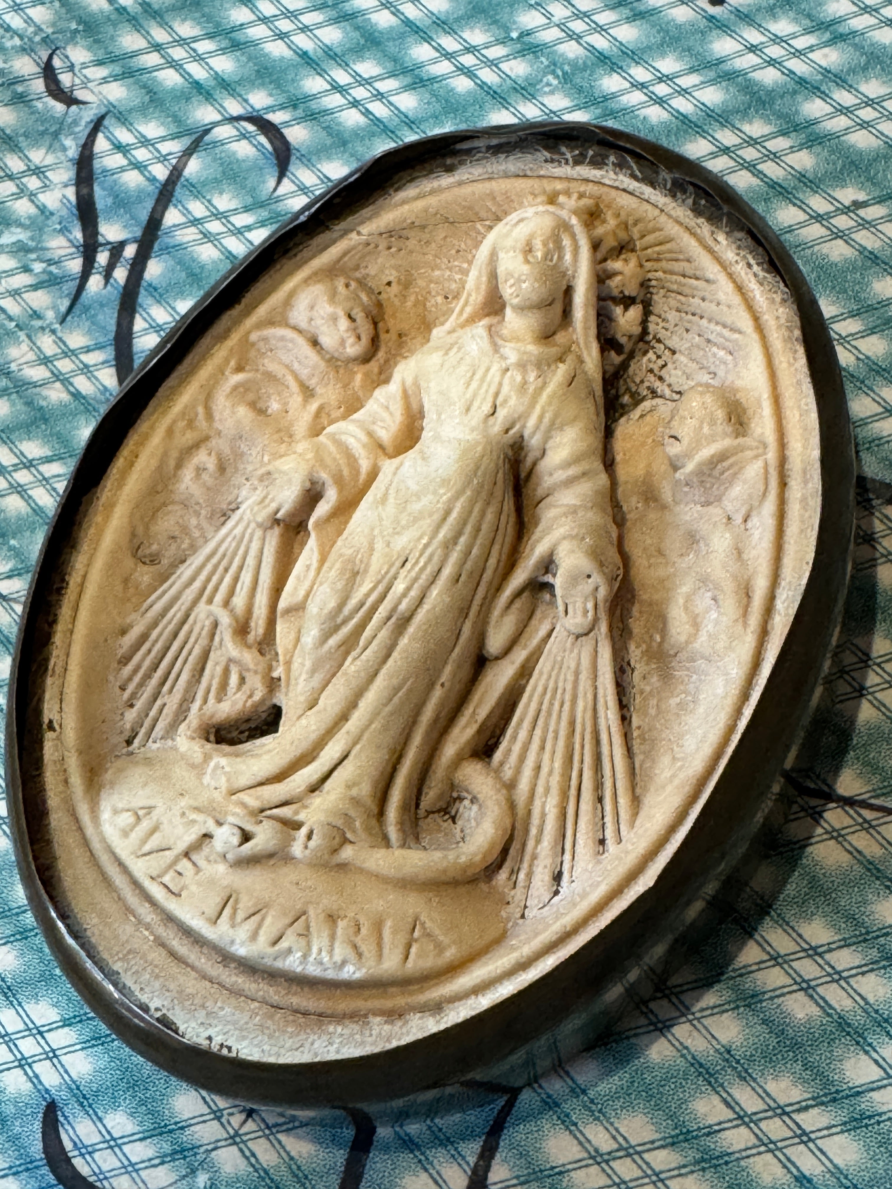 Beautiful Meerschaum 1800s French Religious Icon