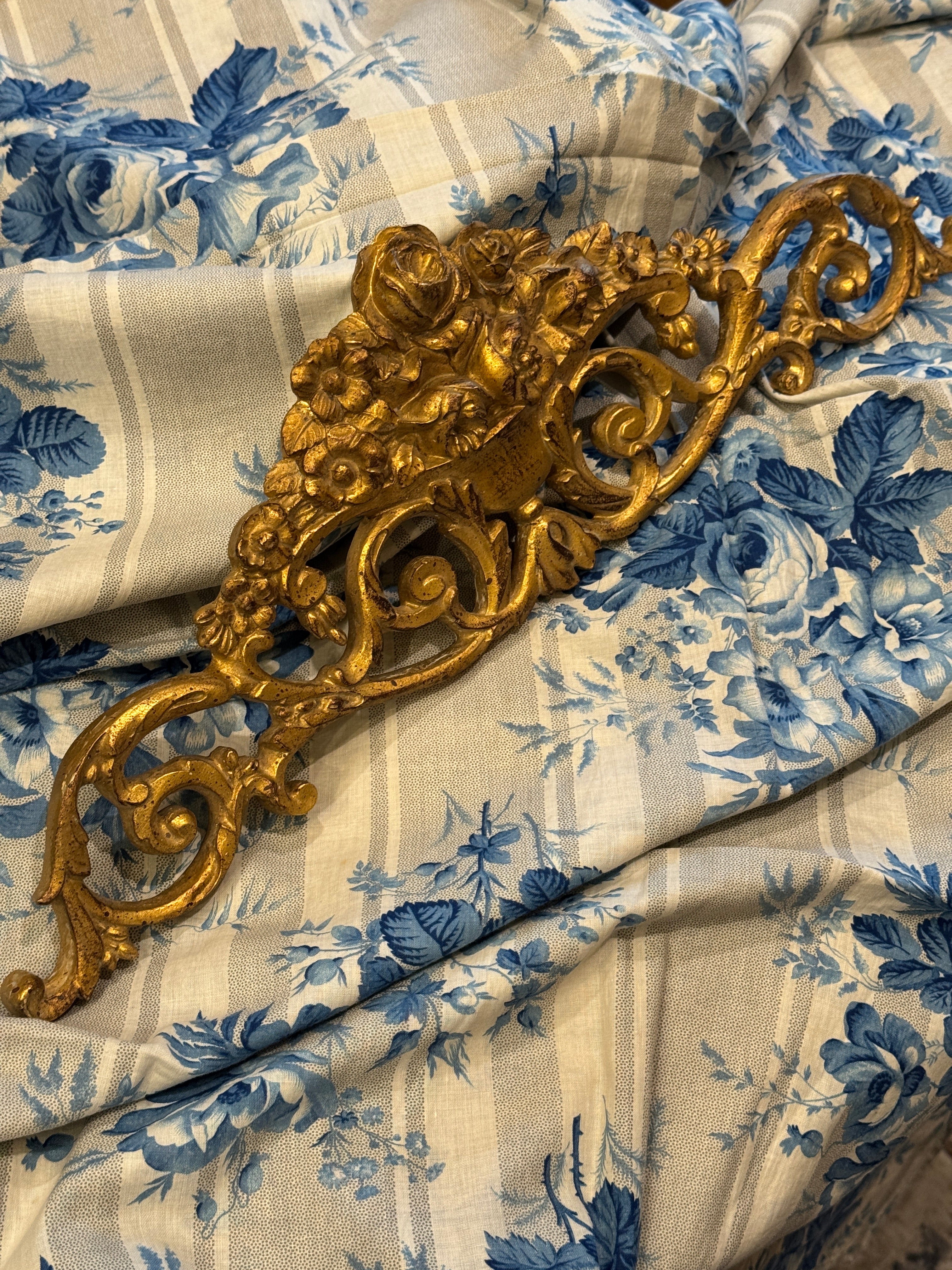 Exquisite Vintage French Mount
