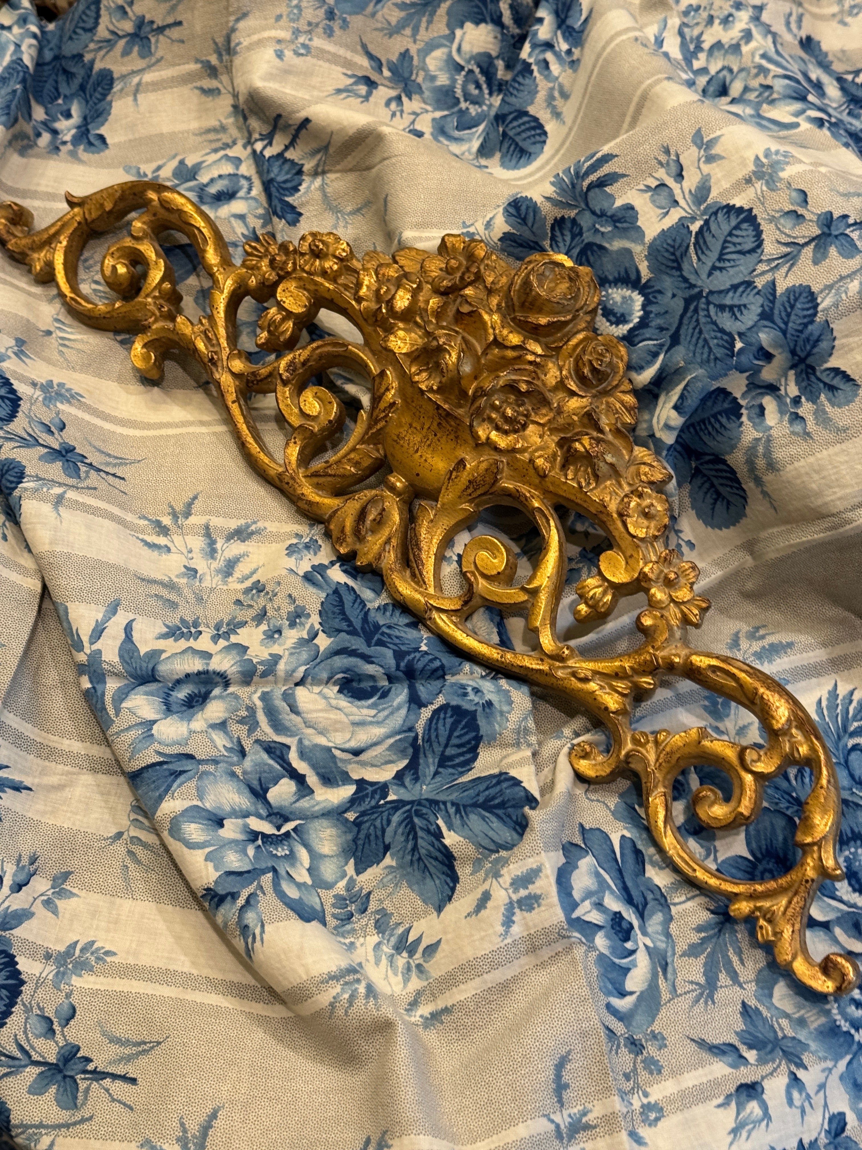 Exquisite Vintage French Mount