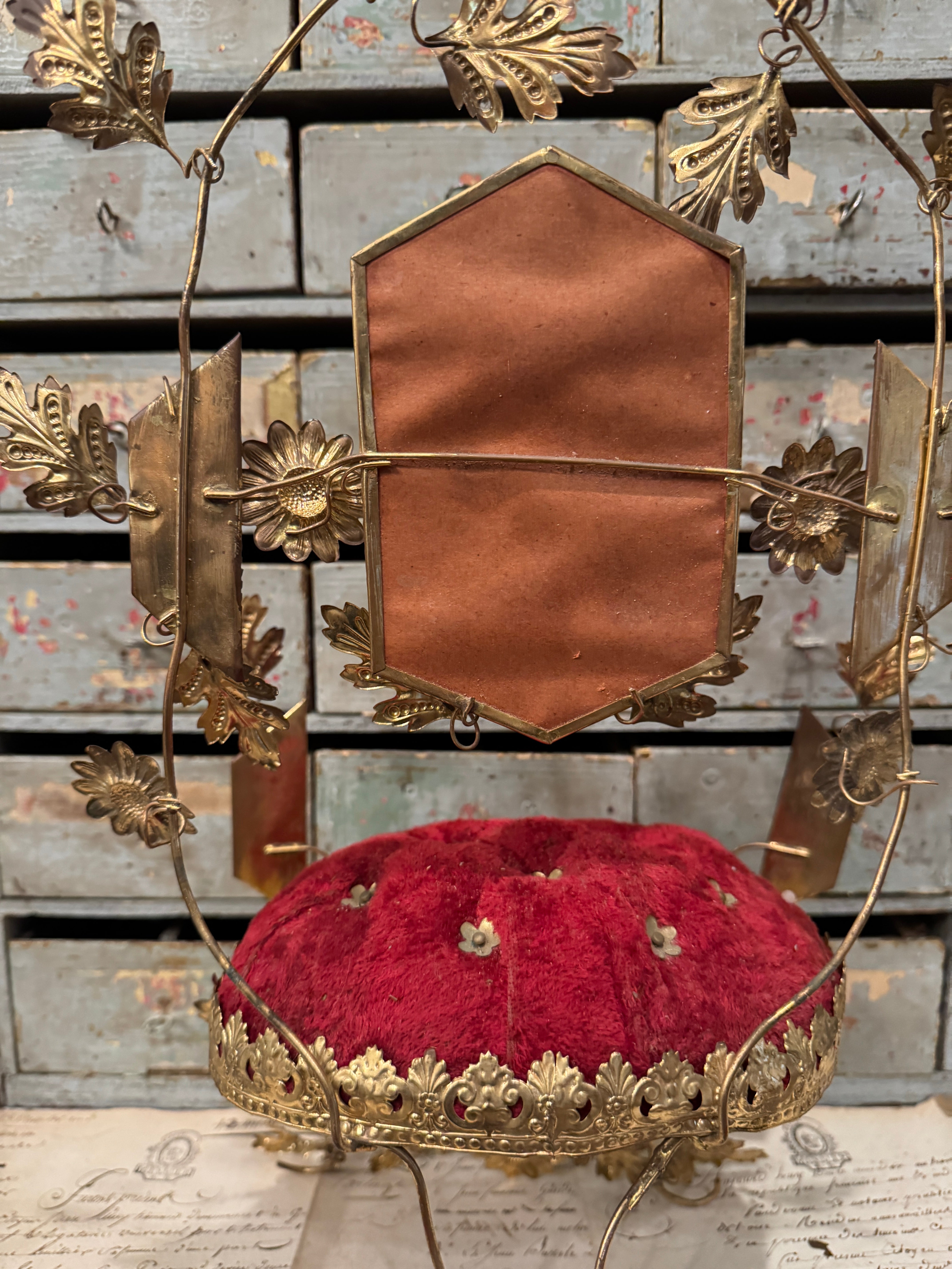 Antique French 1800s Globe De Mariee' Wedding Stand With Red Cushion