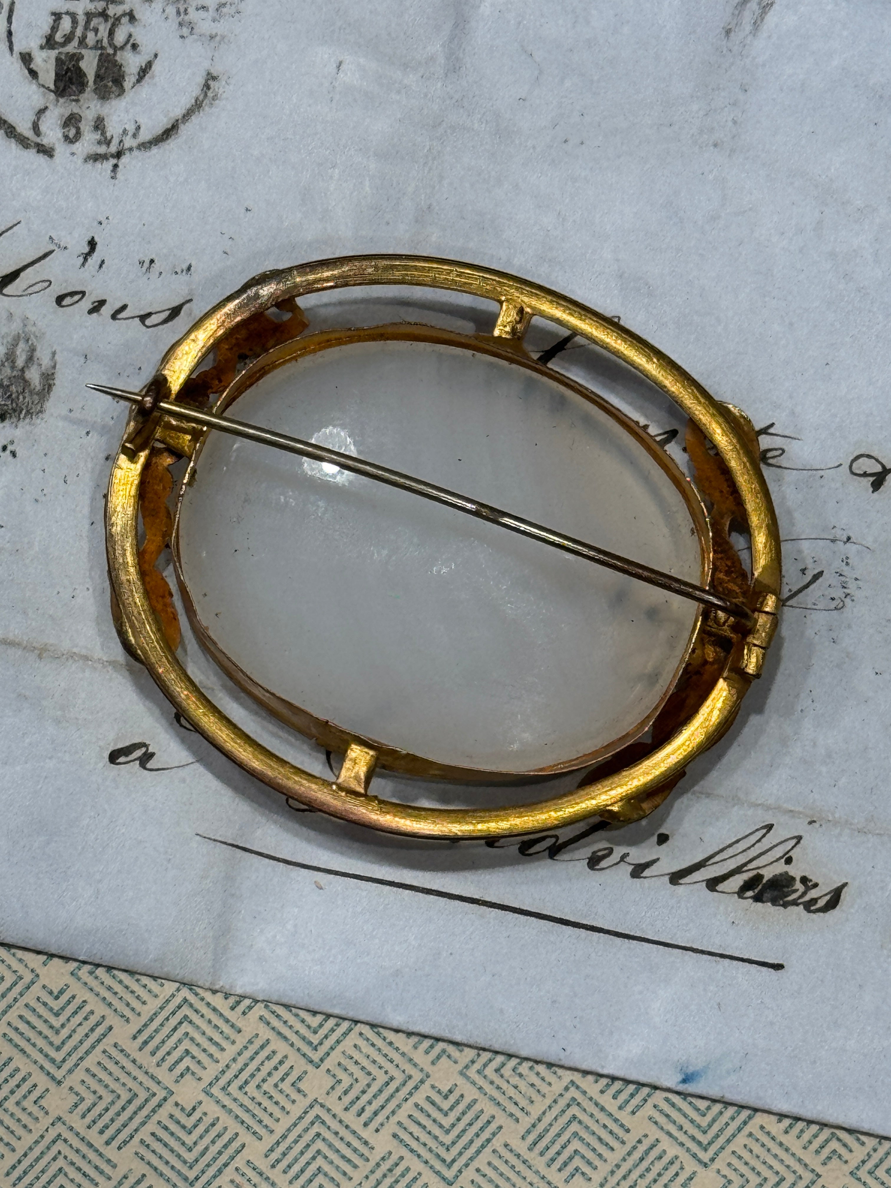 Antique Victorian Rolled Gold Agate Brooch