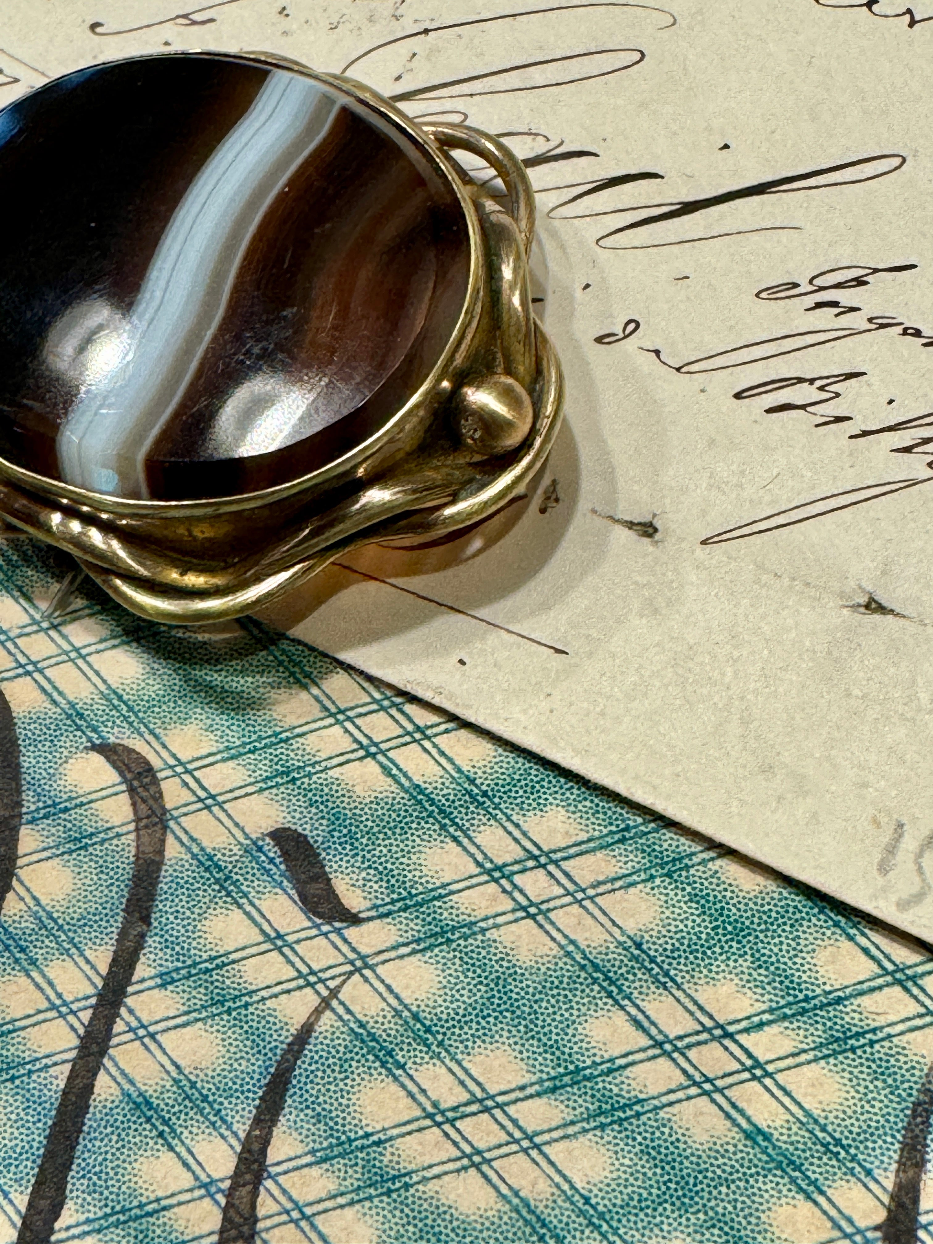 Antique Victorian Rolled Gold Banded Agate Brooch