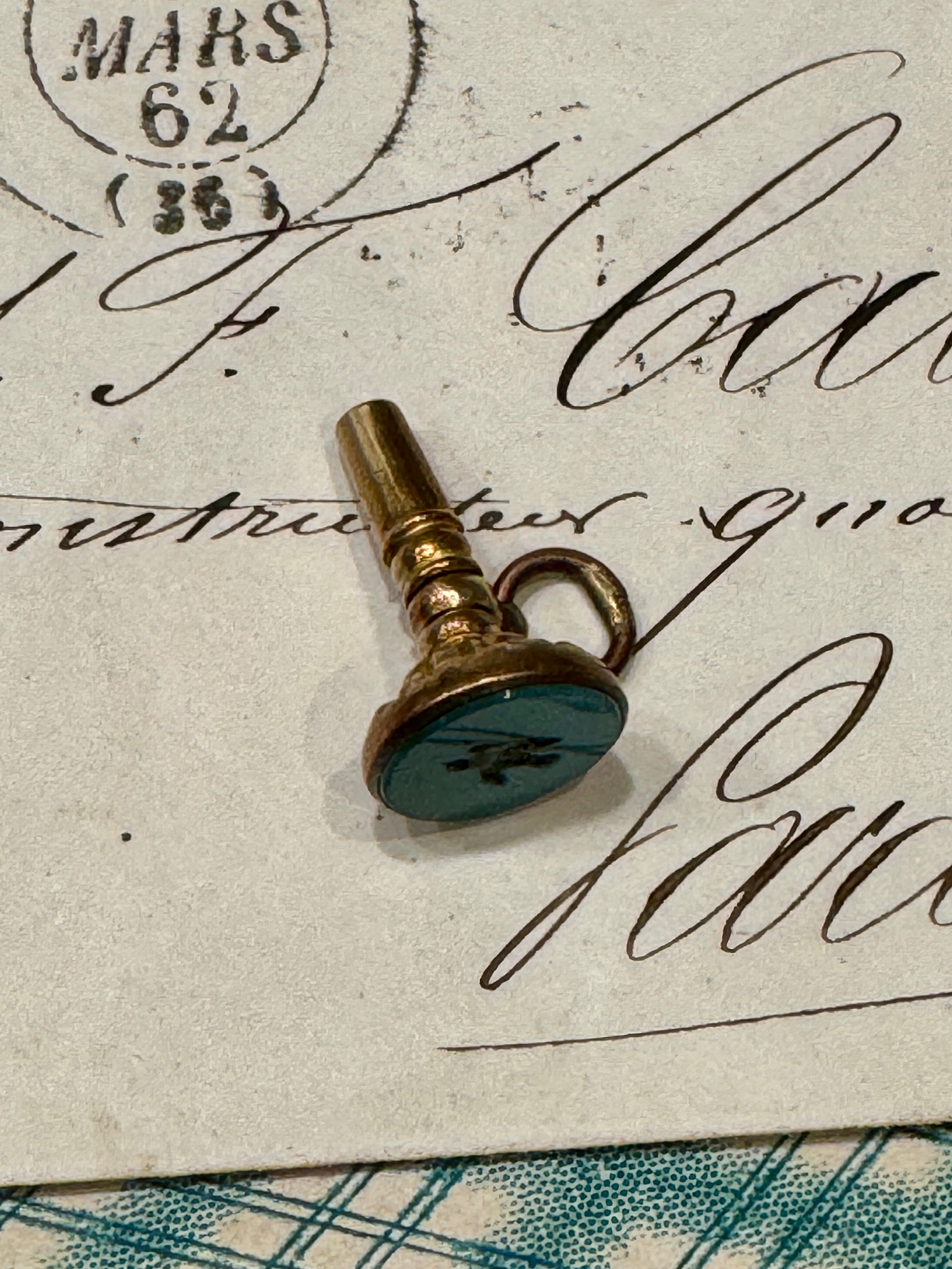 Superb Rolled Gold Bird Fob/Seal/Pendant