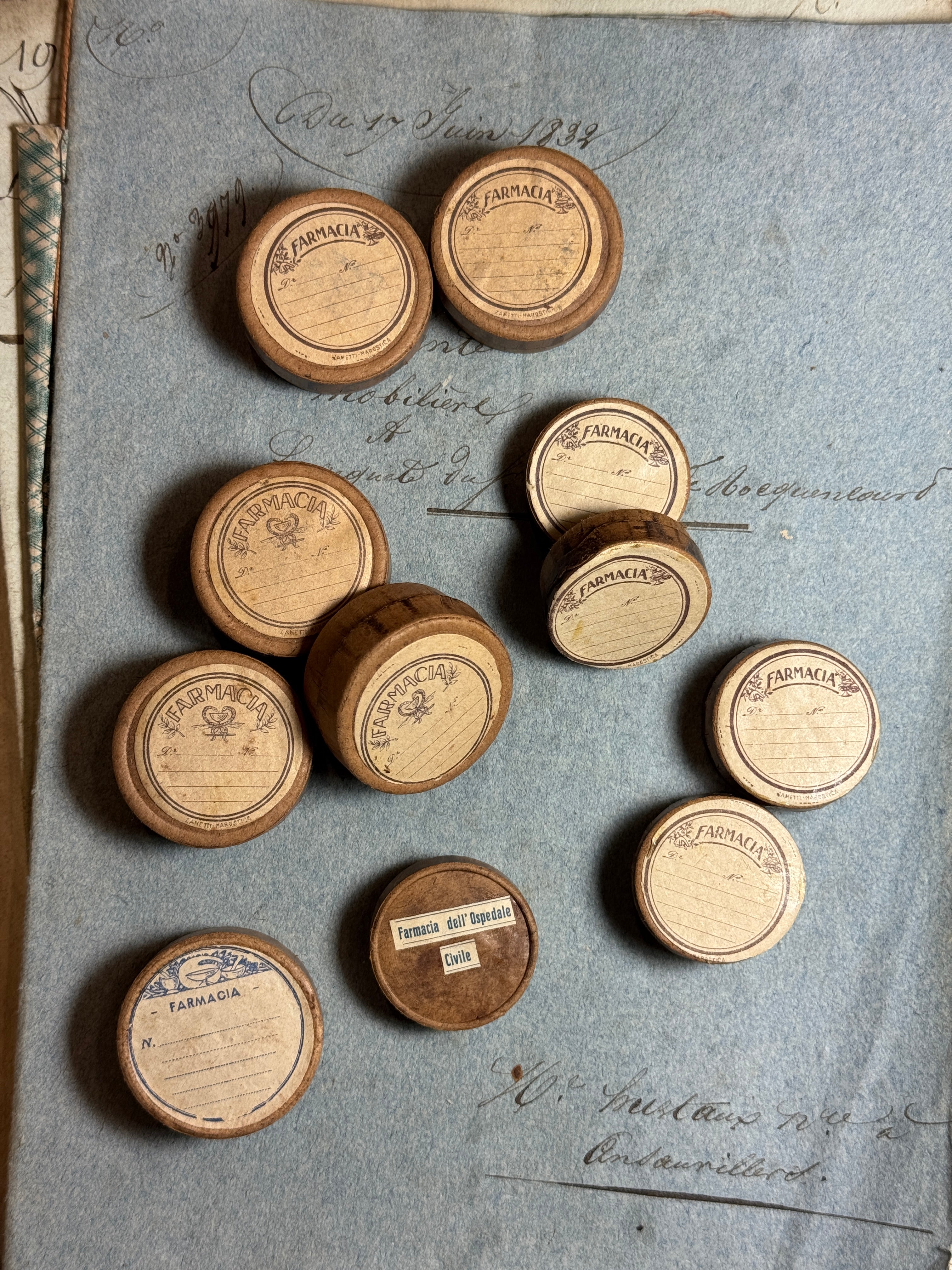 Antique (early 1900s) Italian Pharmacy or Apothecary Pill or Medicine Box