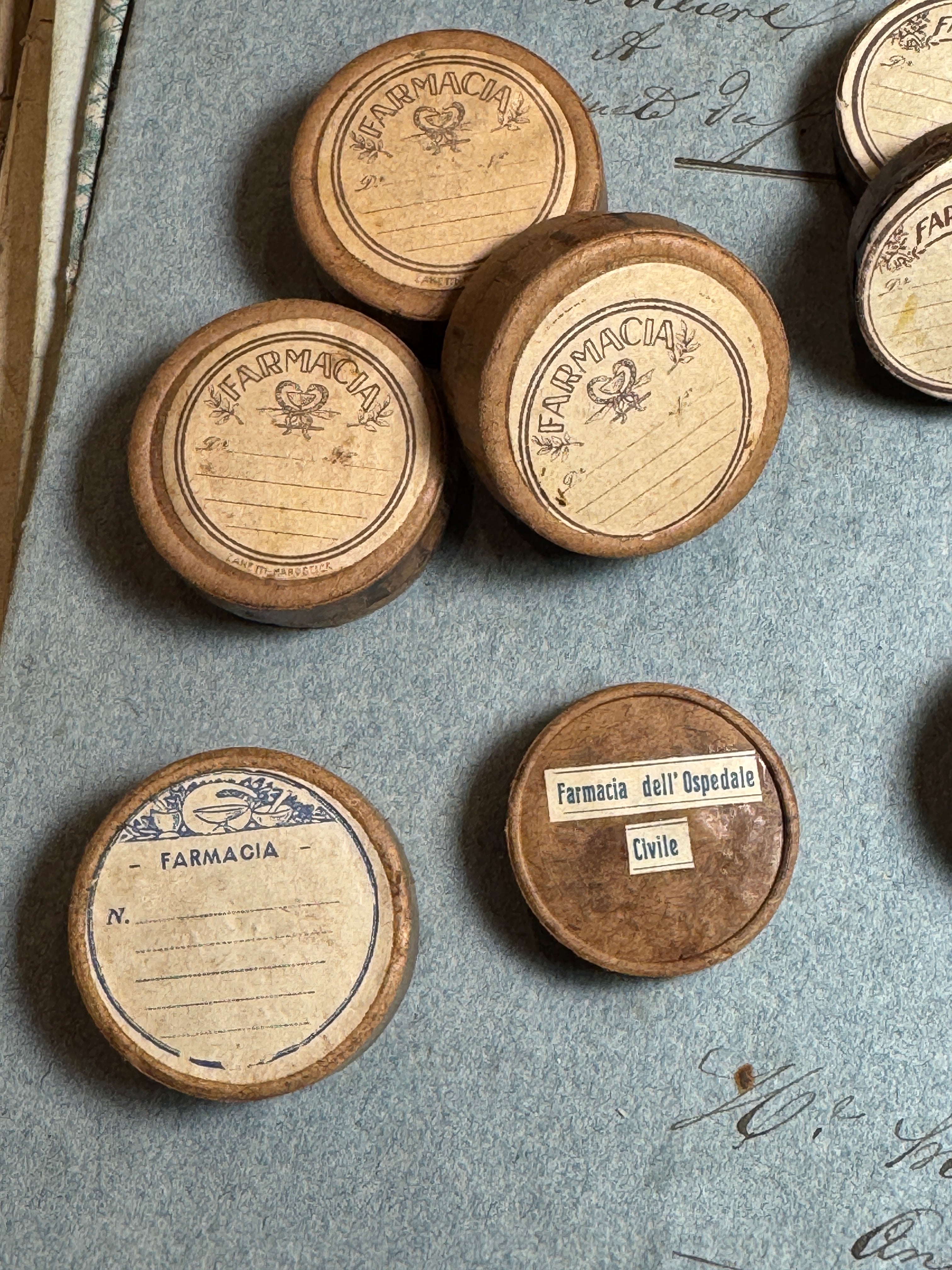 Antique (early 1900s) Italian Pharmacy or Apothecary Pill or Medicine Box