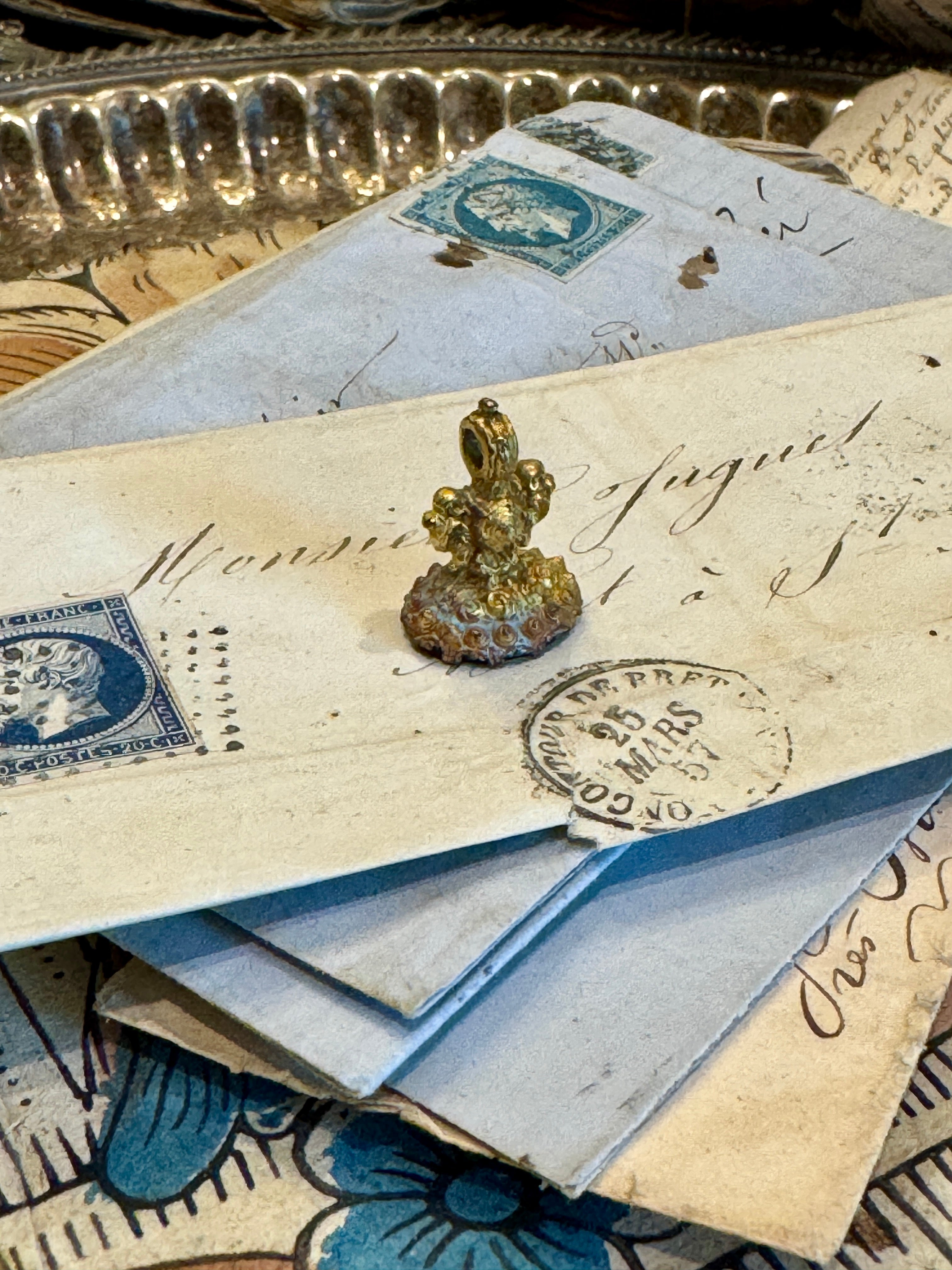 Antique Victorian Black Onyx Motto Chicken Intaglio Seal