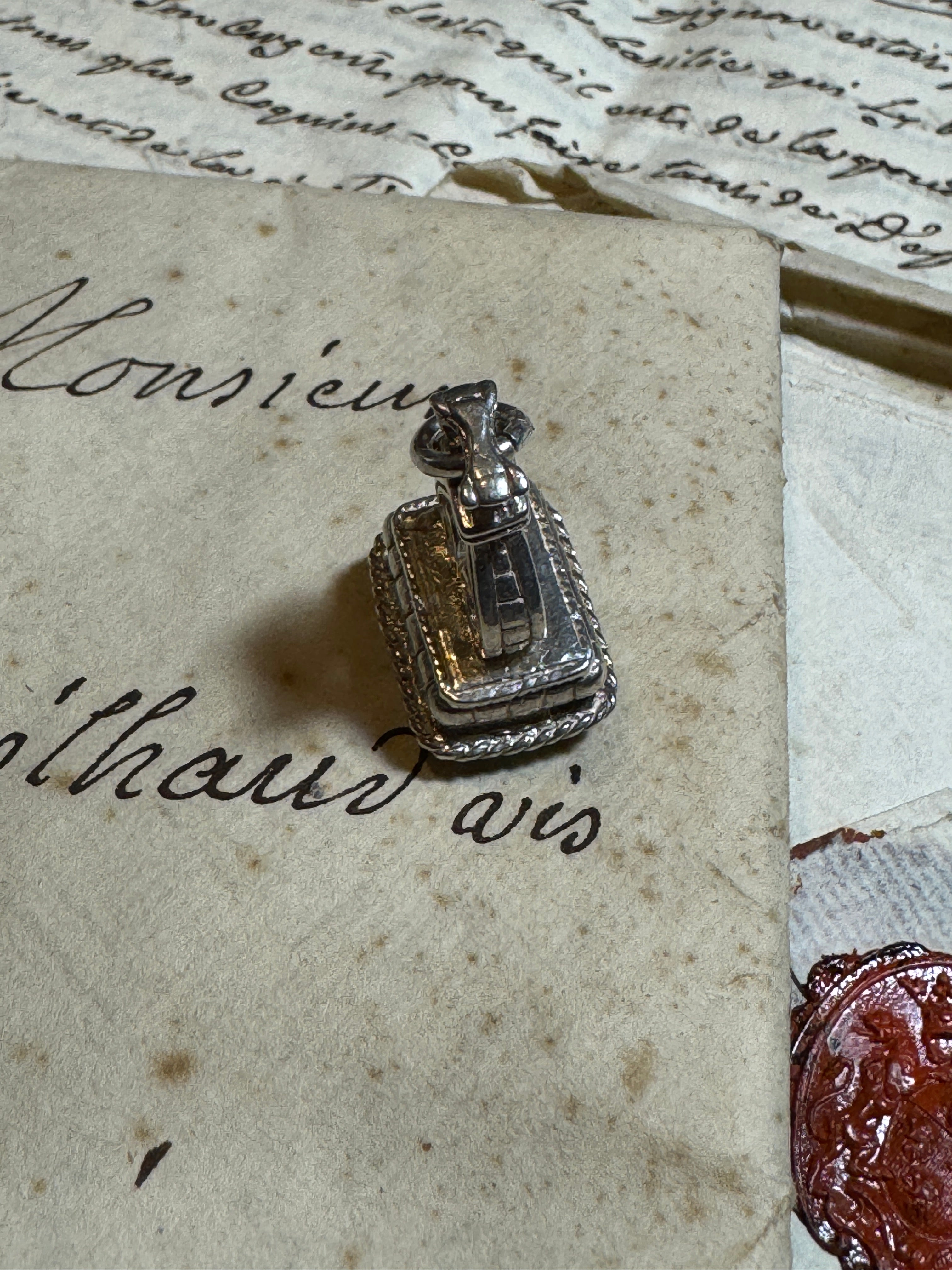 Antique Art Deco Silver Pisces Fob/Seal/Pendant