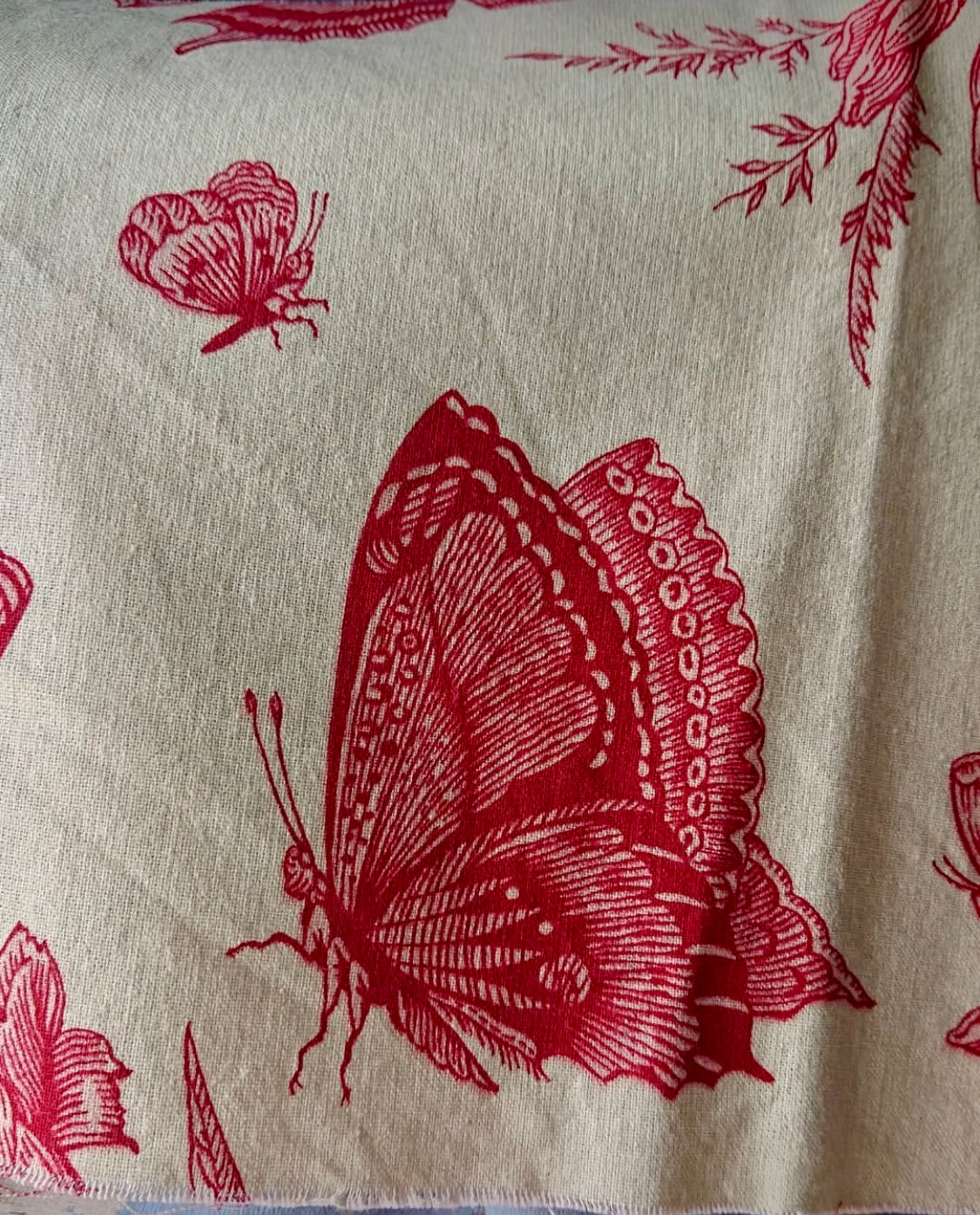 Beautiful Vintage French Cotton Butterflies Toile *