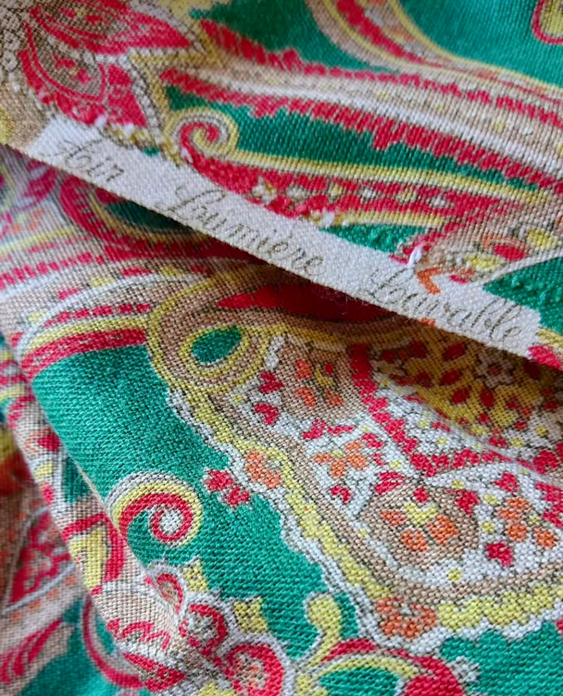 Beautiful Antique French Printed Cotton Morceau  *