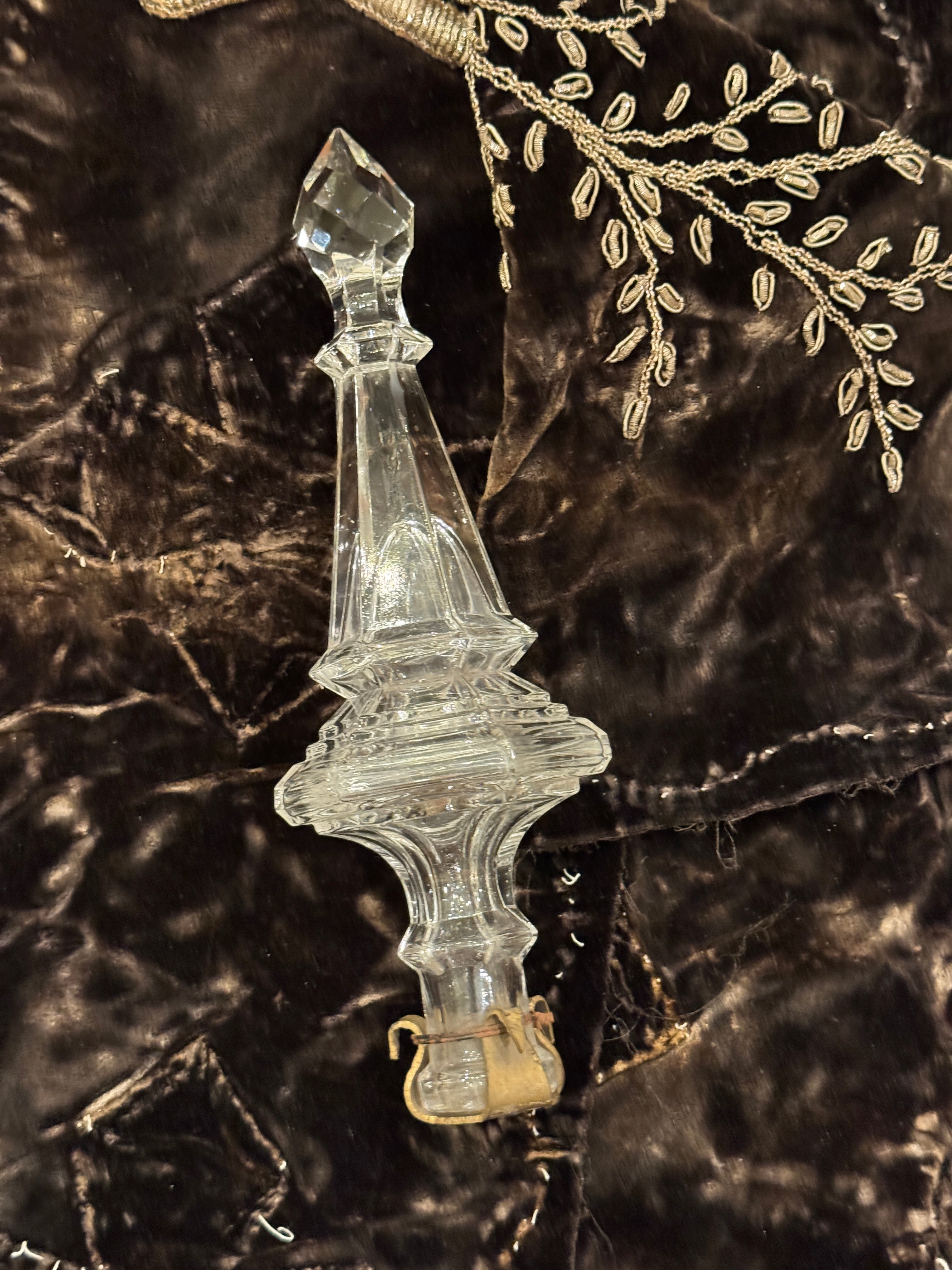 19th-CenturyFrench Crystal Poignard Finial