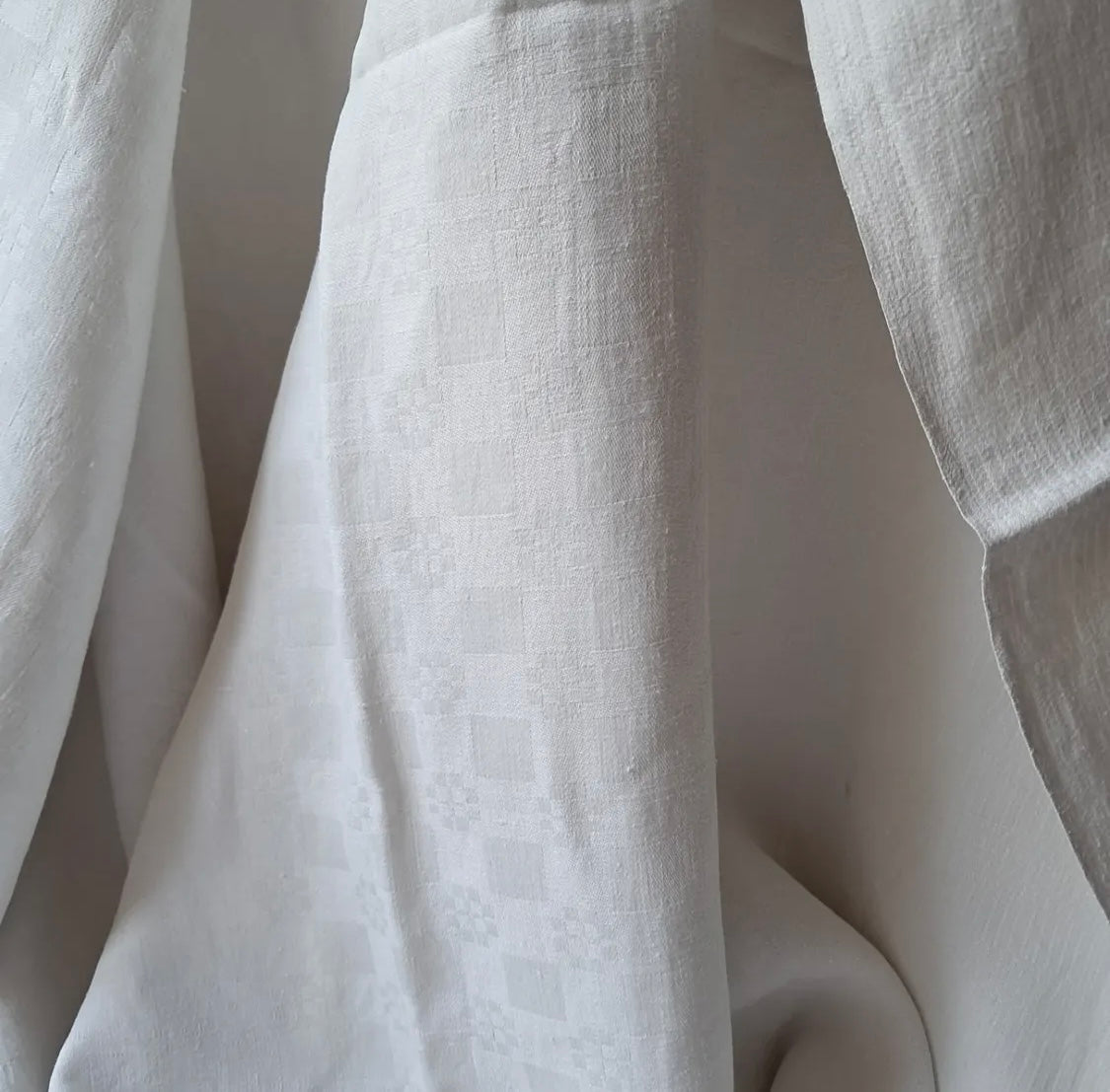 Antique 1800s French Damask Linen Tablecloth