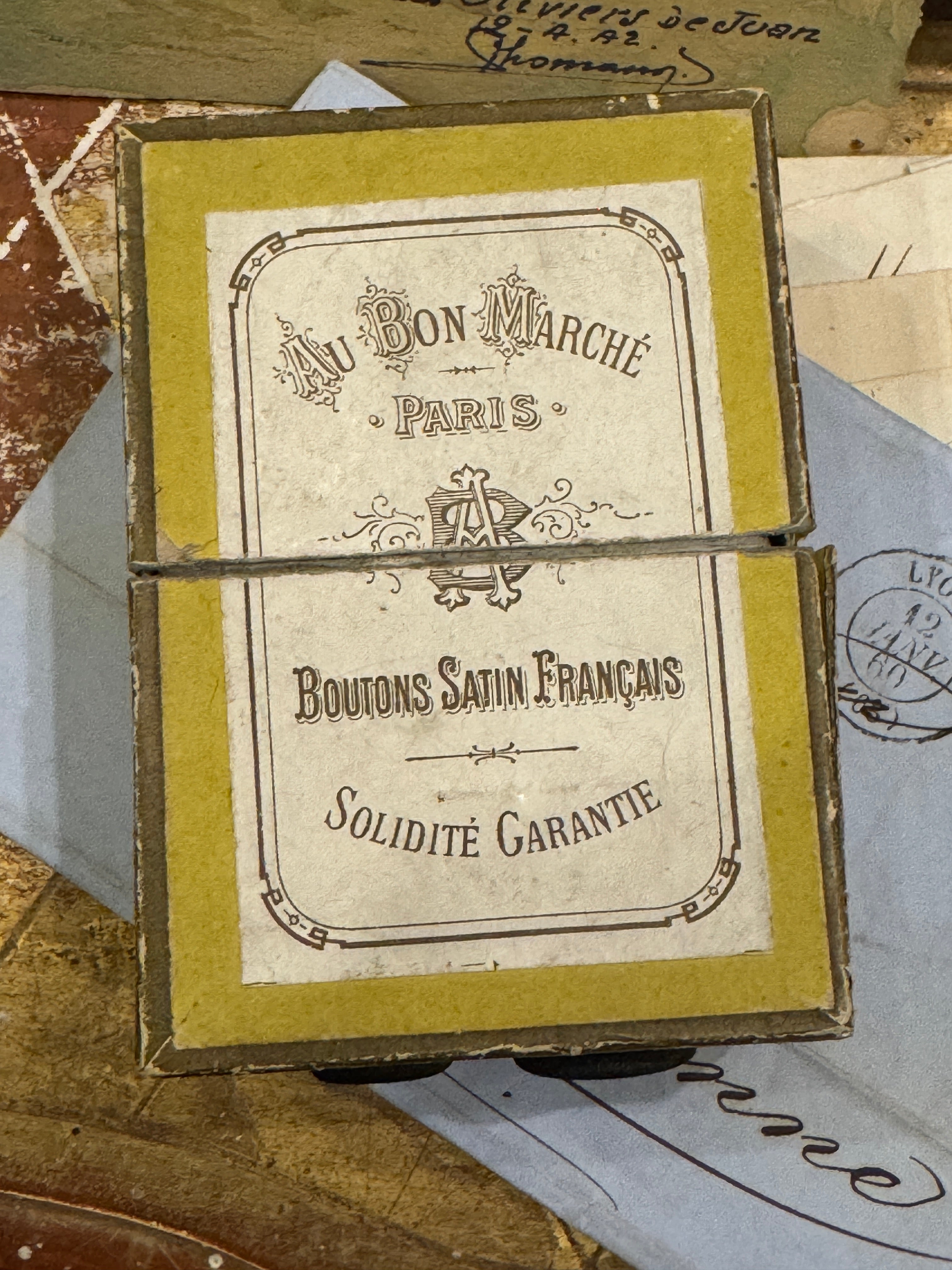 Rare Au Bon Marche Button Box