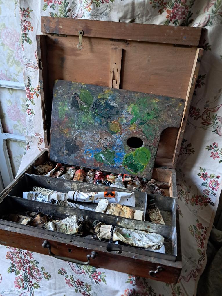 Antique French  Paint Box