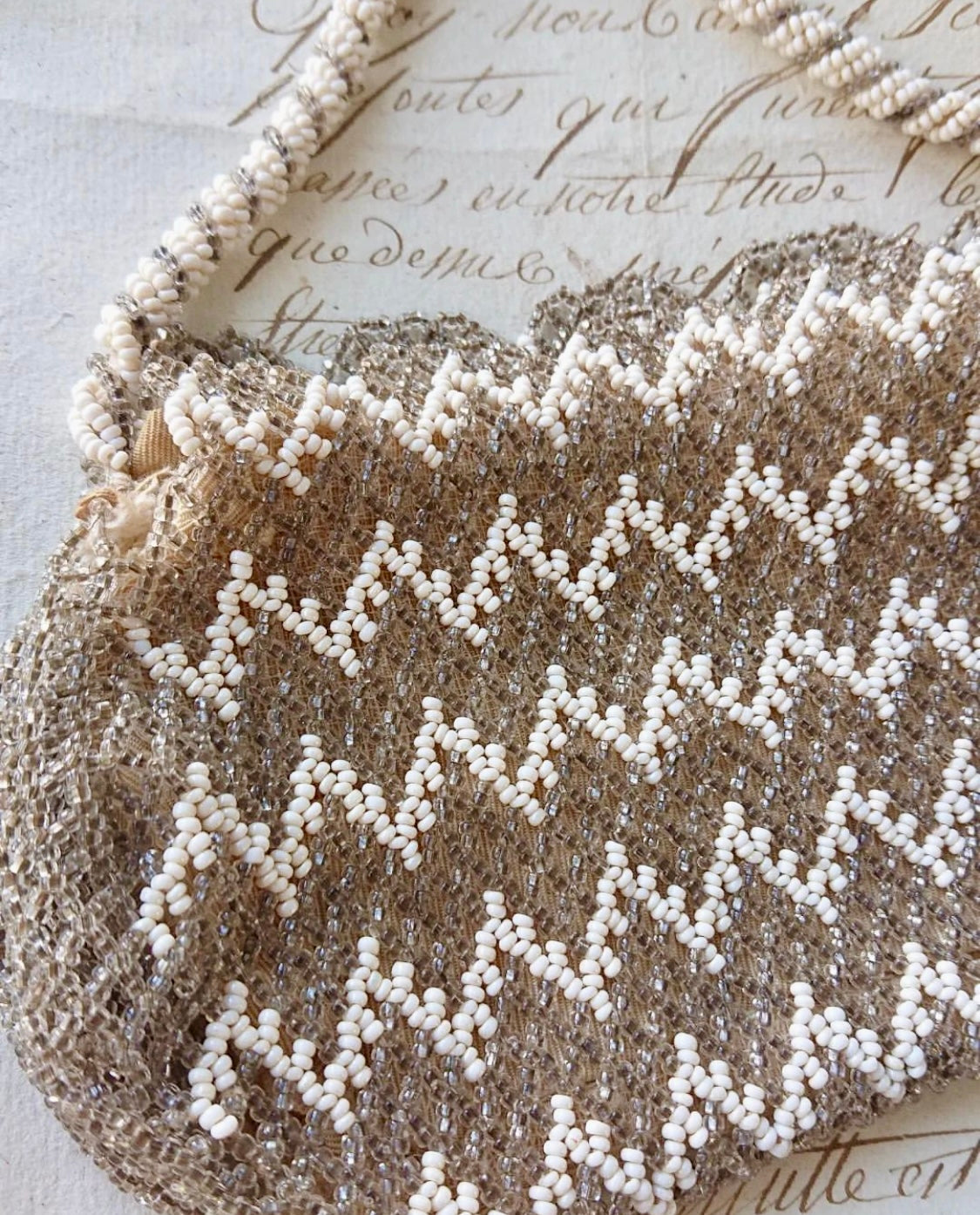 Beautiful Vintage Glass Beaded Purse