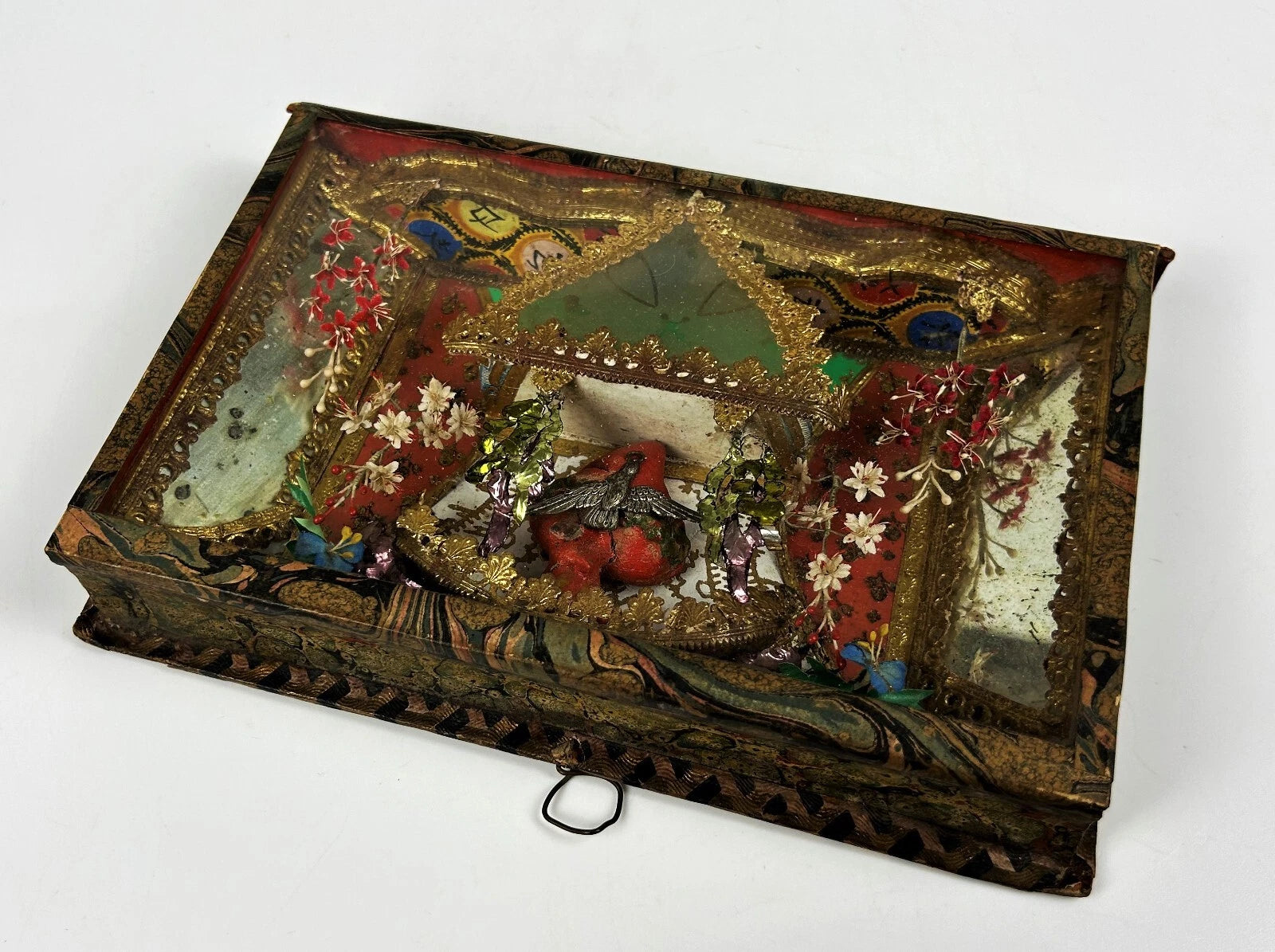 RARE Antique Relic Representing The Sacred Heart Of Jesus