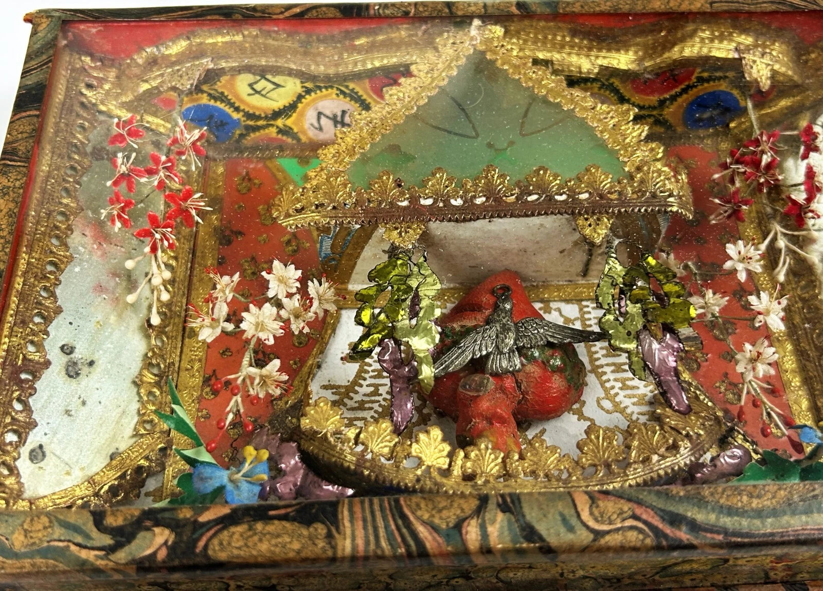 RARE Antique Relic Representing The Sacred Heart Of Jesus