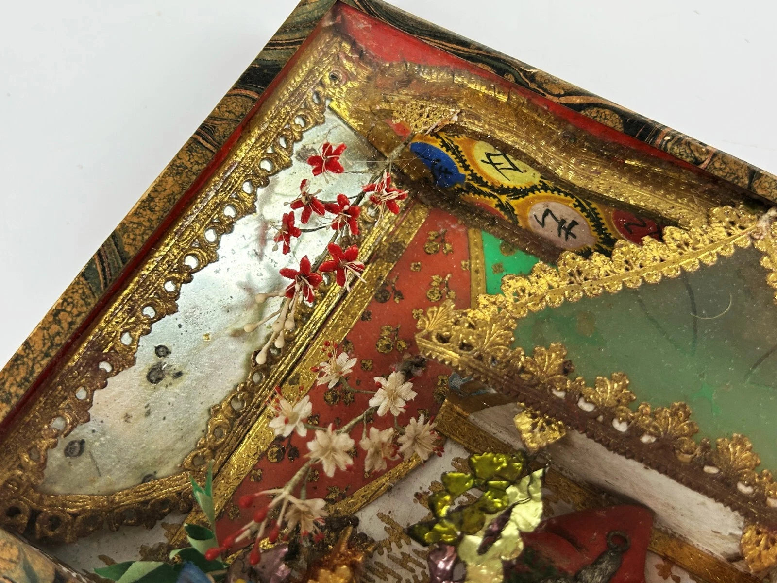 RARE Antique Relic Representing The Sacred Heart Of Jesus