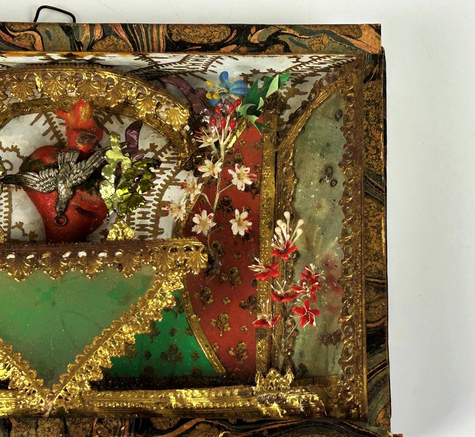 RARE Antique Relic Representing The Sacred Heart Of Jesus