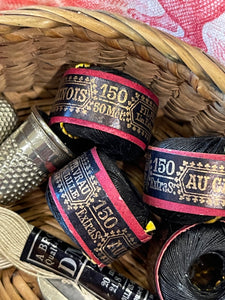 Haberdashery collection of Black Linen AU CHINOIS thread