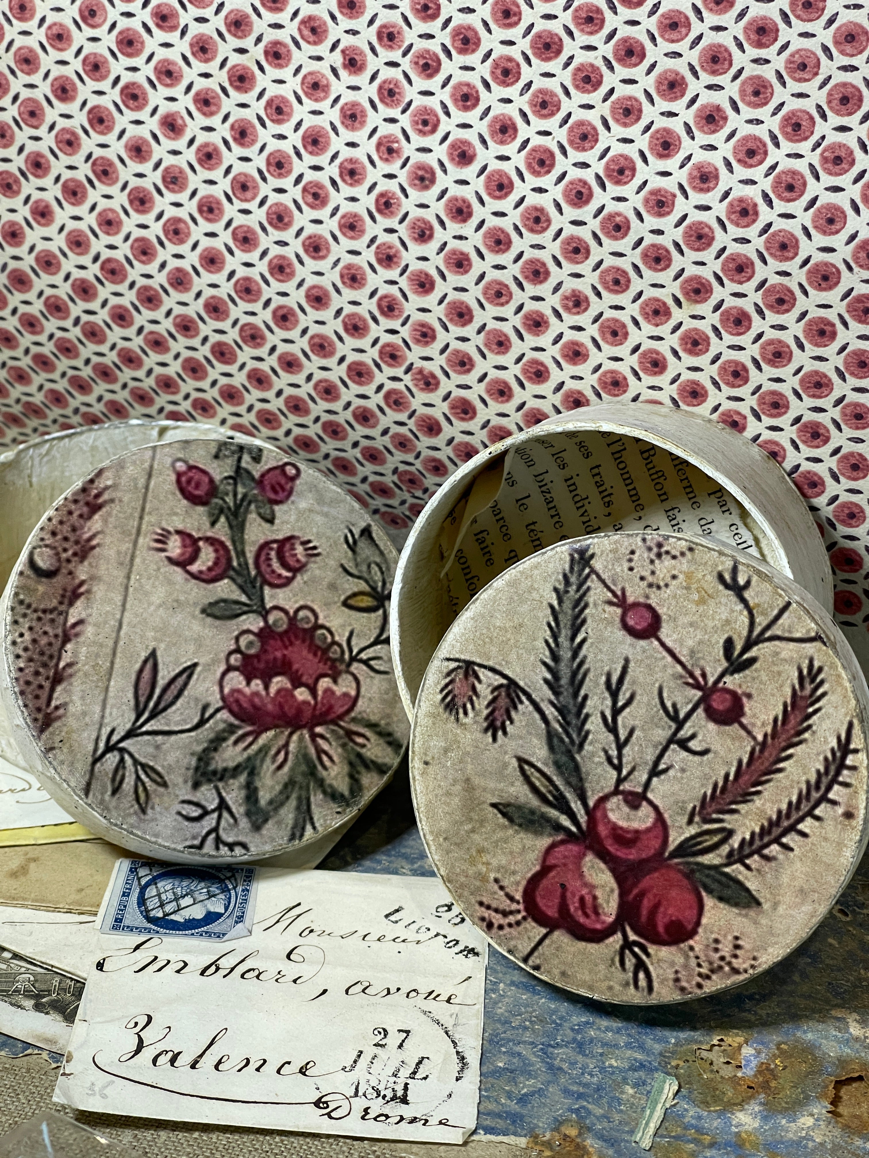 3" French Style Paper Mache Round Boxes