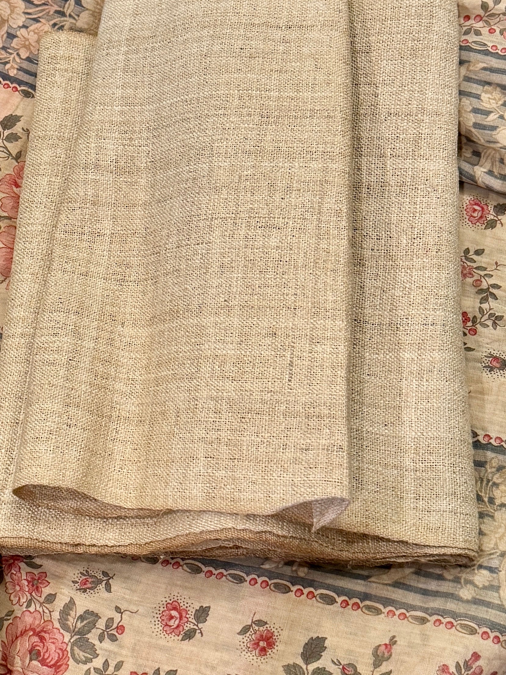 Superb 1800s Chanvre Linen