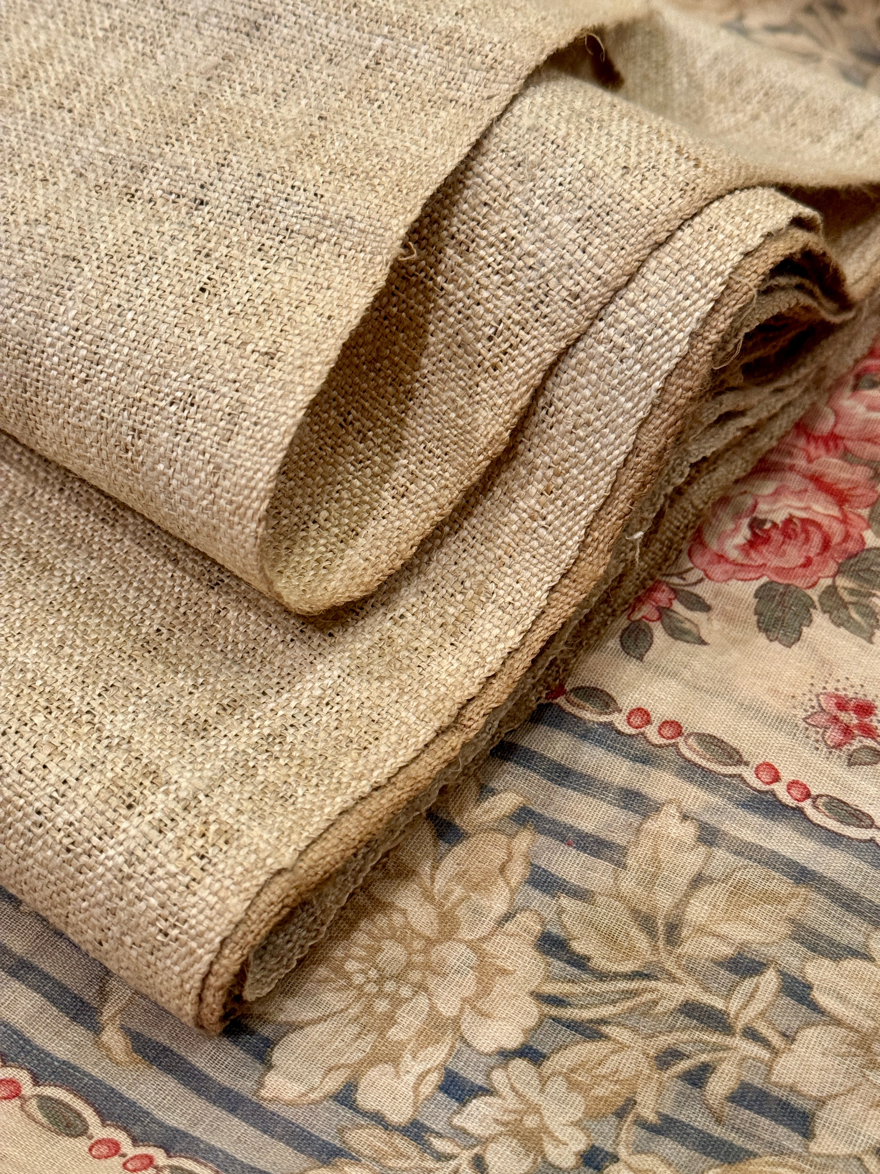 Superb 1800s Chanvre Linen