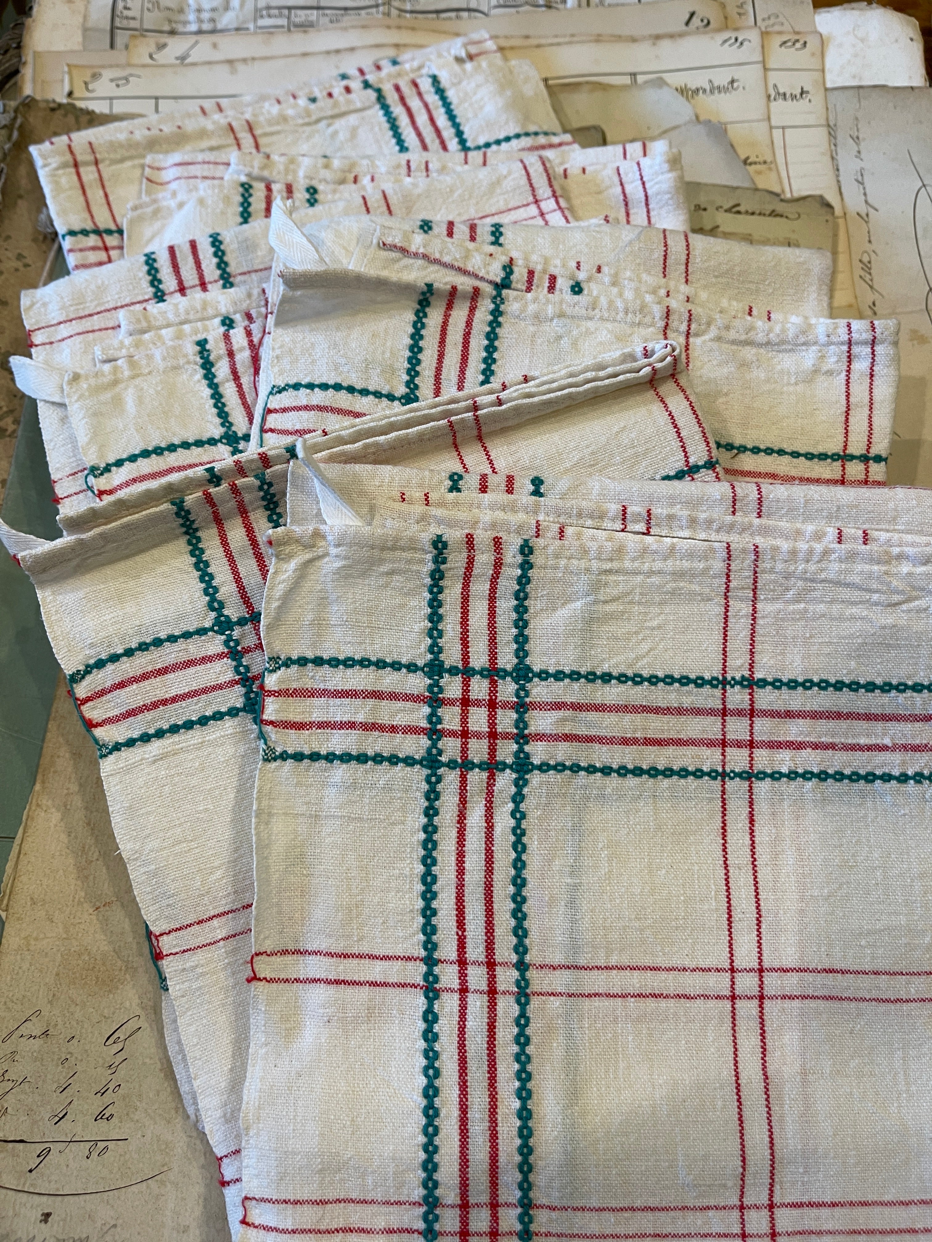 Antique Linen/Hemp Red and Green Tourchon from the Farm