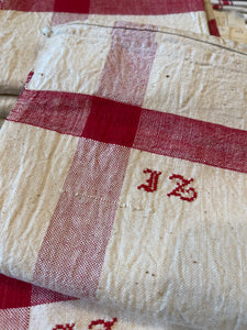 Antique Linen/Hemp Red Torchon  - DZ