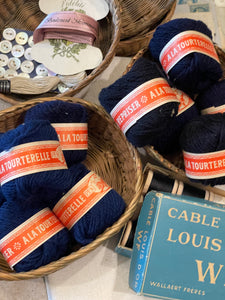 Haberdashery collection of Vintage French Mending Wool