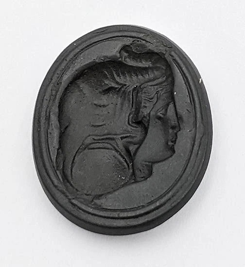 Rare 18th century WADGWOOD / WEDGWOOD Female Bust