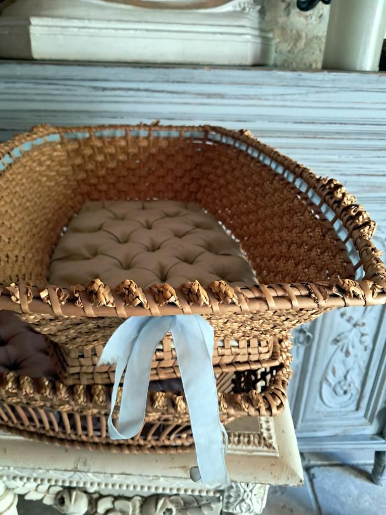 Exceptional Late 19th Century Antique Victorian Hand Woven Wicker Basket