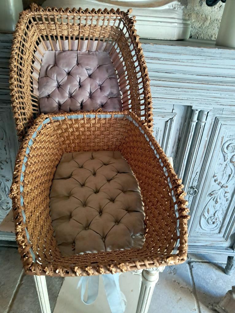 Exceptional Late 19th Century Antique Victorian Hand Woven Wicker Basket