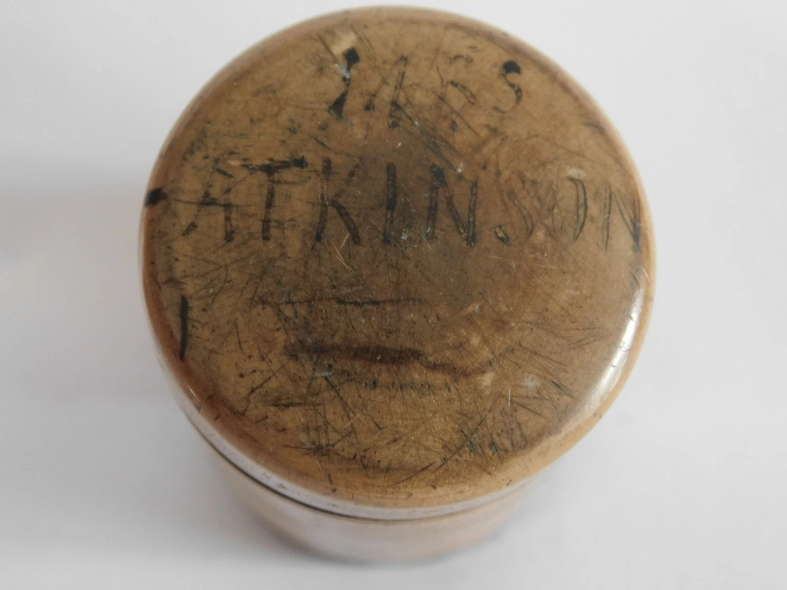 Antique Heraldic Coat of Arms Intaglio Wax Seal in Treen Box