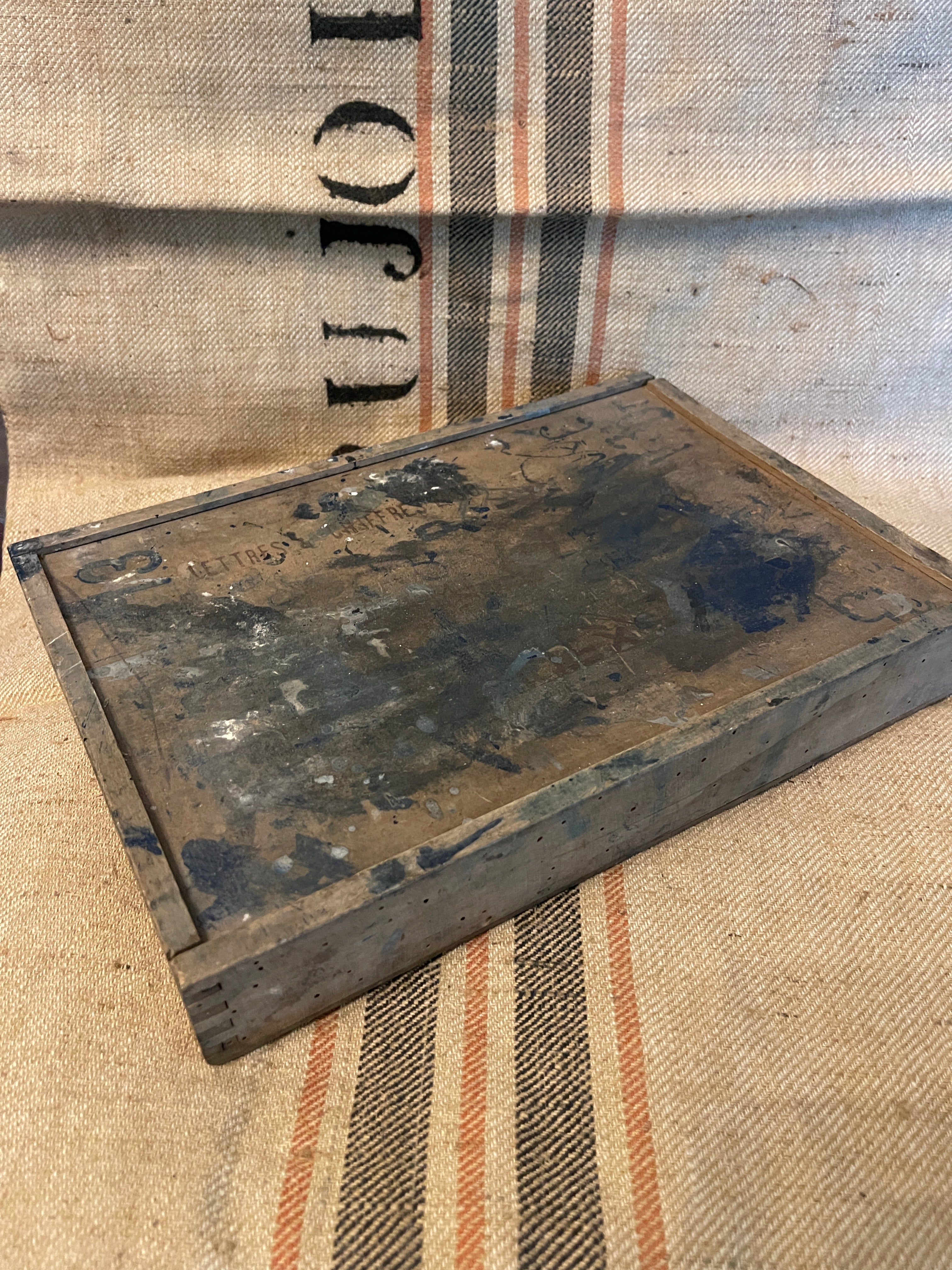 Vintage Print Type Box