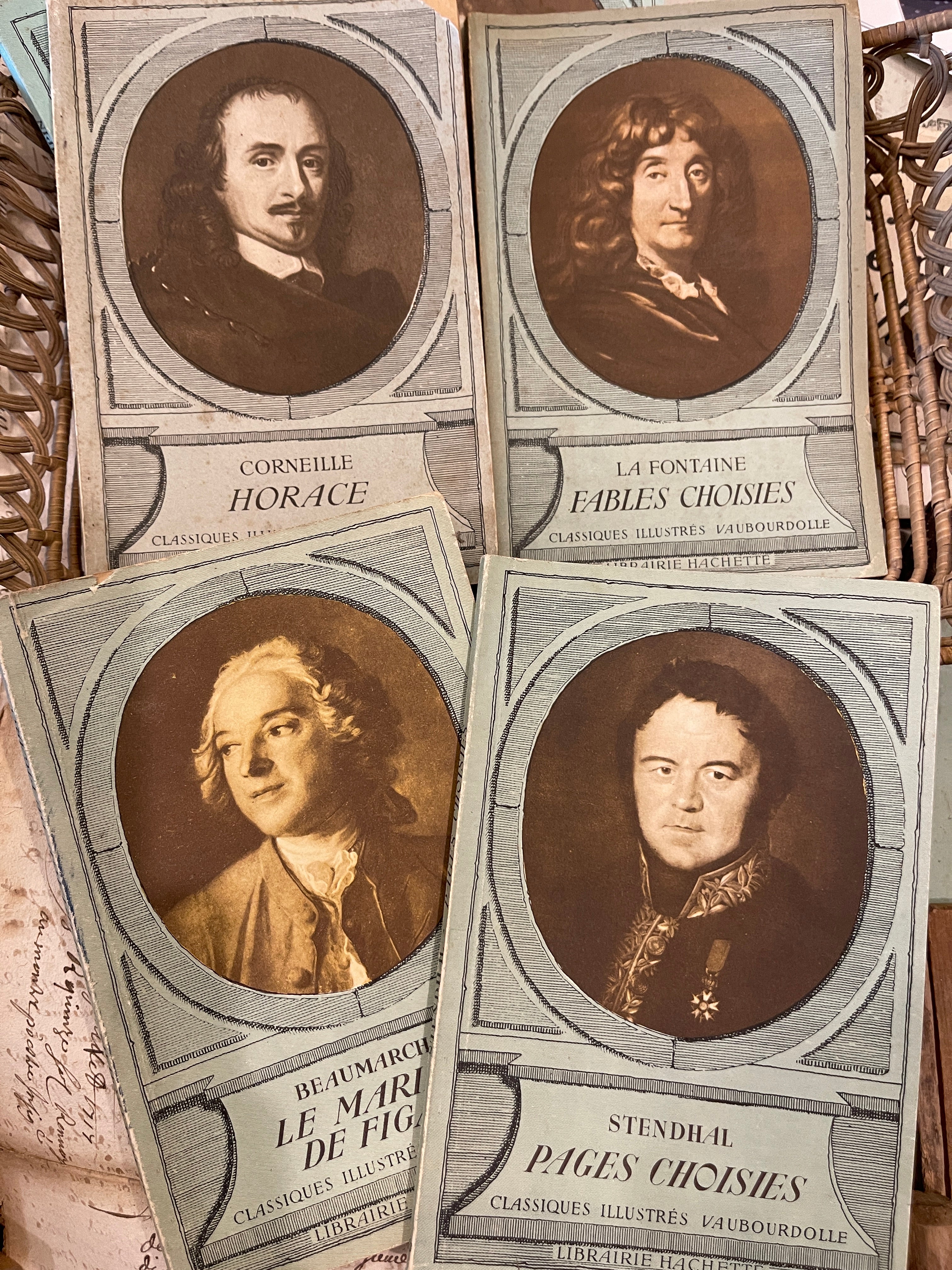 Fabulous French Classiques Hachette Softback Books