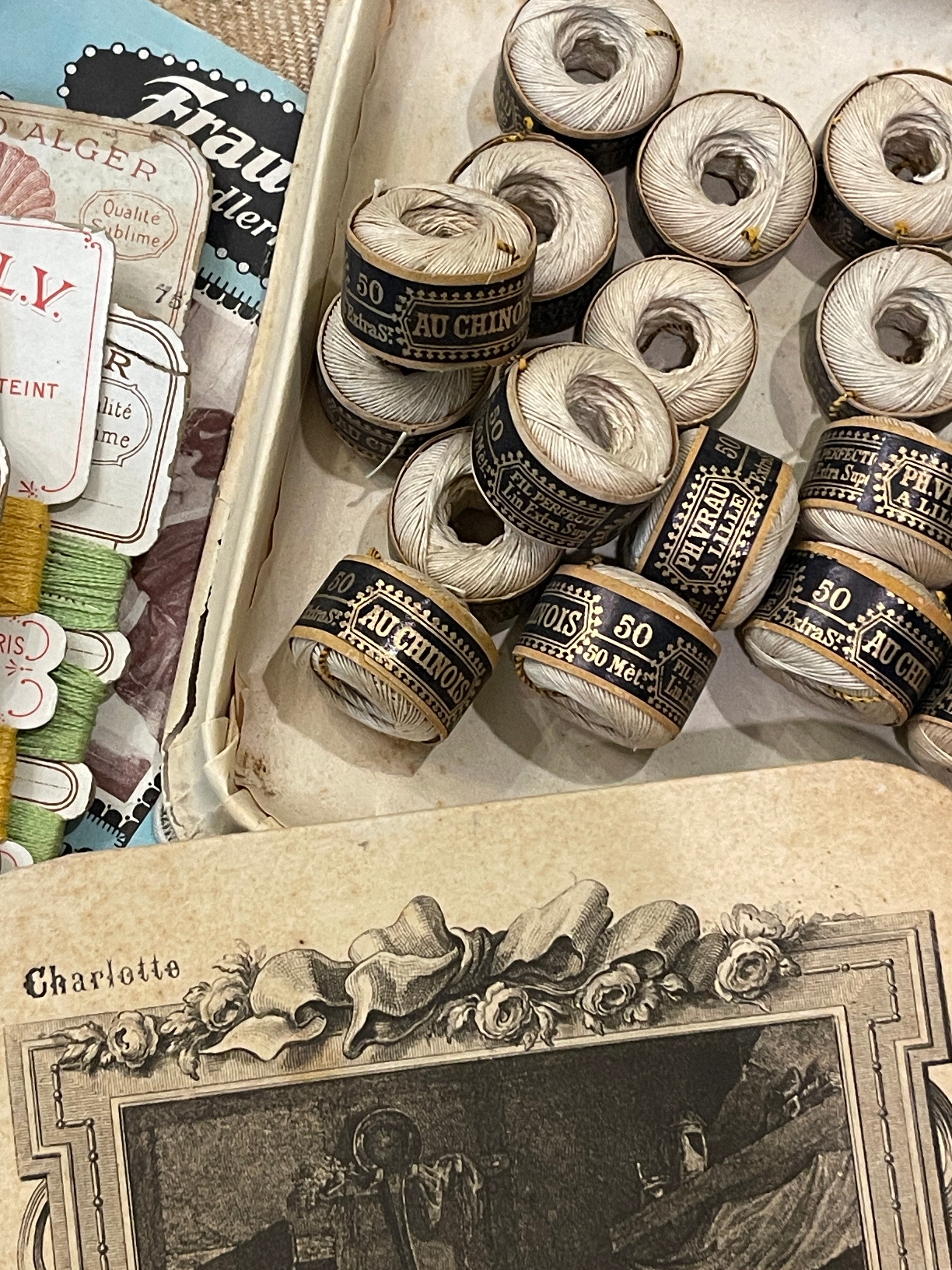 Haberdashery collection of ECRU Linen AU CHINOIS thread