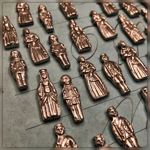 MP EXCLUSIVE Pewter Feve's