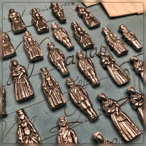 MP EXCLUSIVE Pewter Feve's