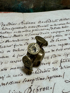 Victorian 9 Seal Motto Spinner Wheel