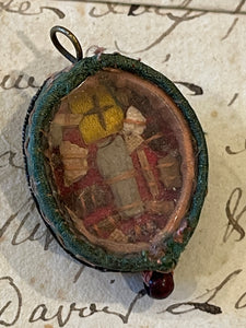 Antique French Marie Auxiliatrice Relic