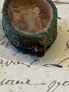 Antique French Marie Auxiliatrice Relic