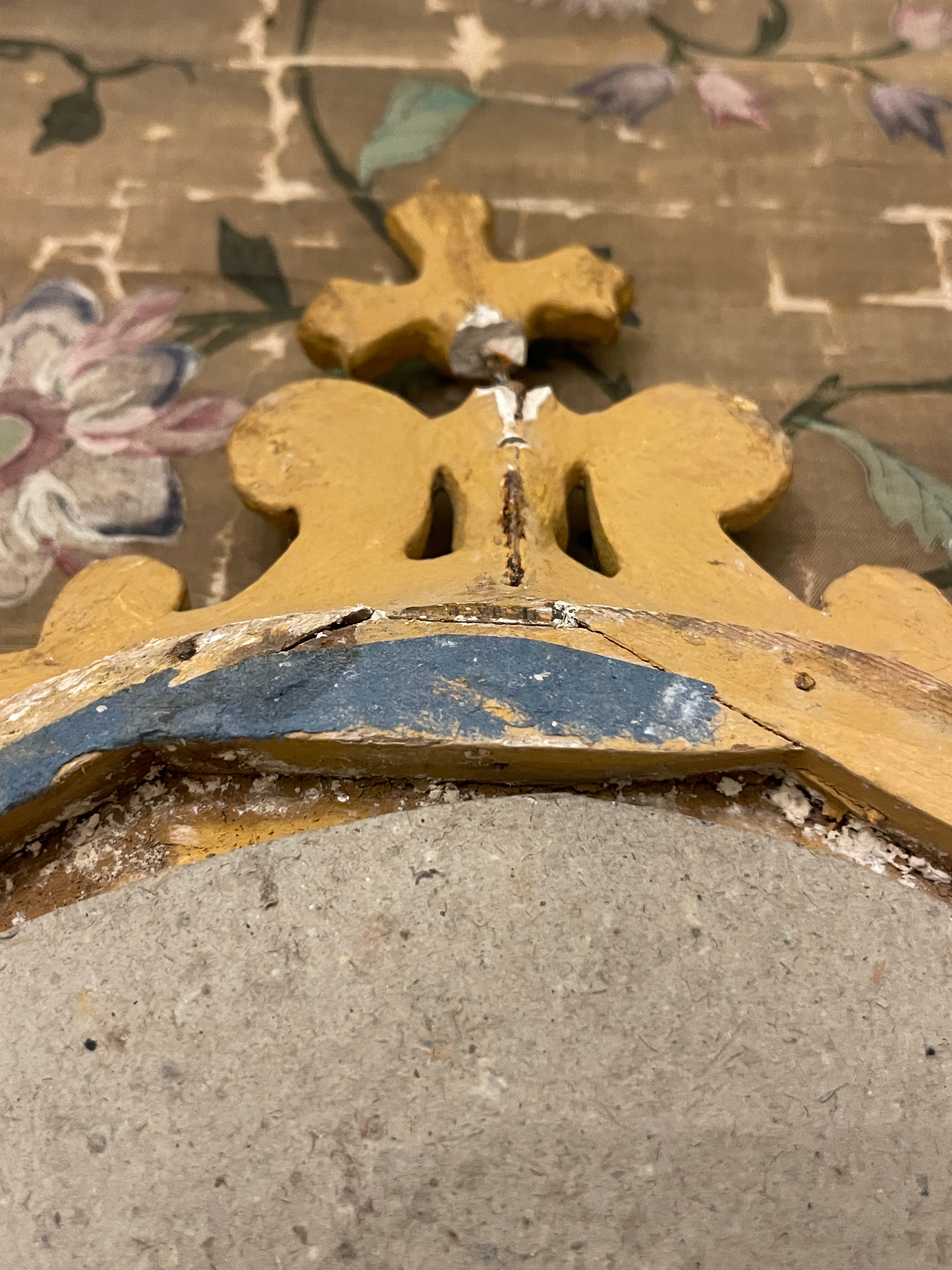 Early 18th C French Tabernacle Gilt Frame