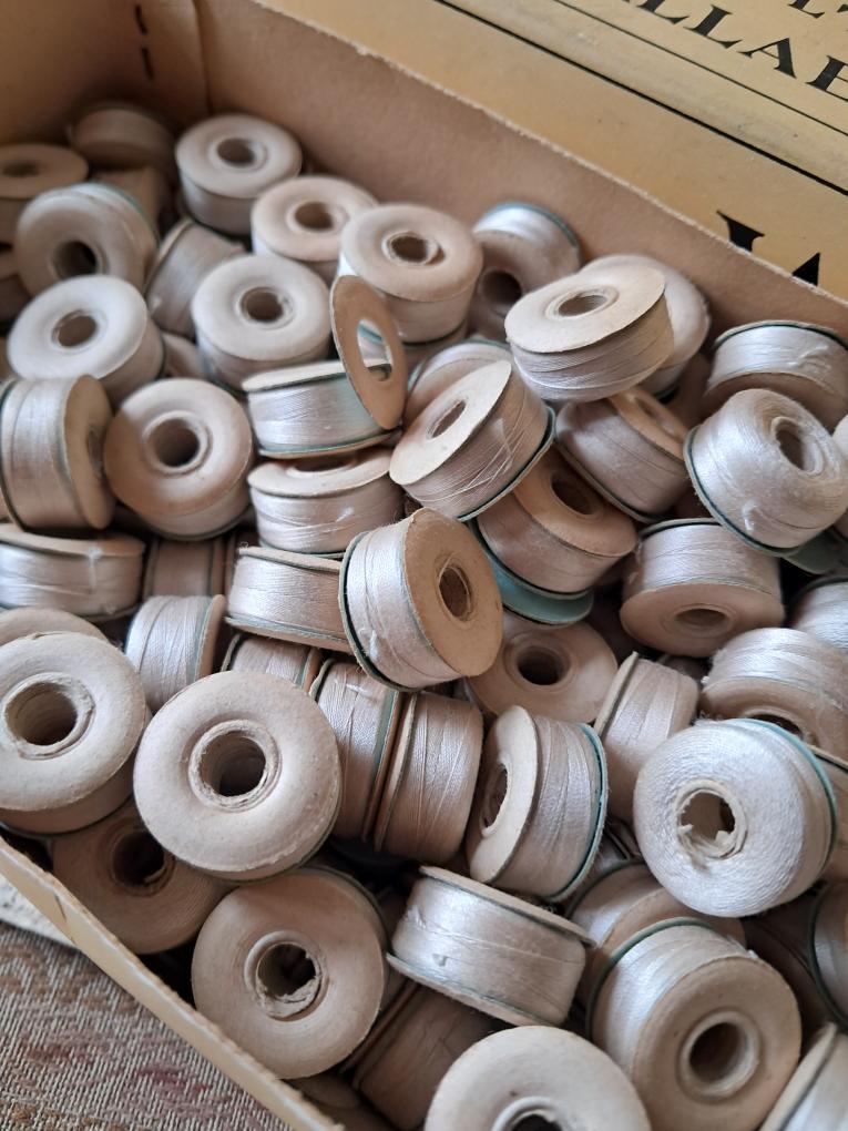 Antique French White "Coton à bâtir" in Sets/5