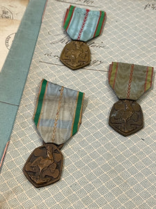 WW2 French Commemorative Bronze Medal 1939 - 1945