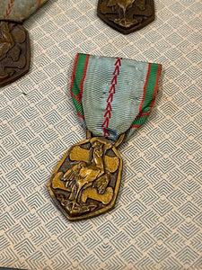 WW2 French Commemorative Bronze Medal 1939 - 1945