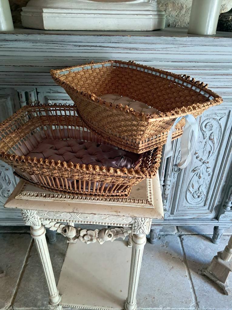 Exceptional Late 19th Century Antique Victorian Hand Woven Wicker Basket